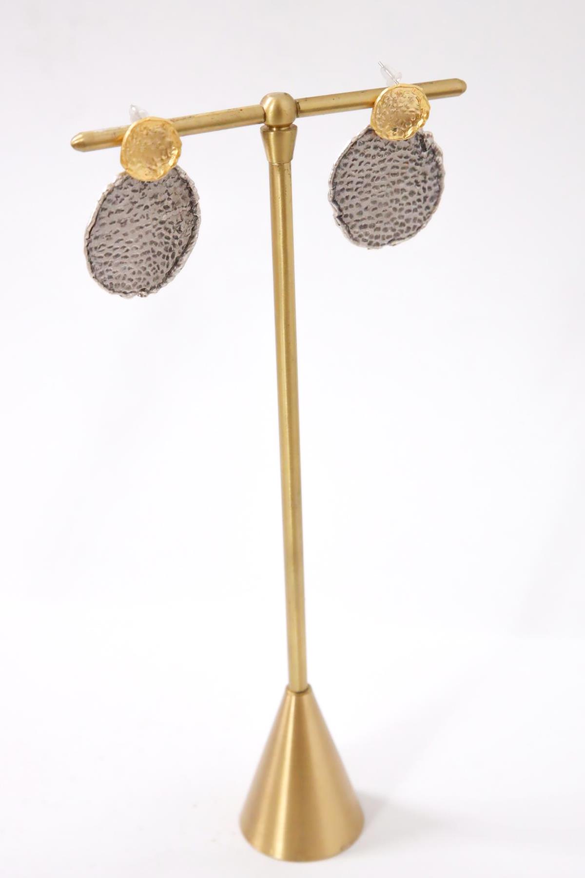  Dokulu Daire Tasarım Gümüş Ve Altın Kaplama Sallantılı Küpe