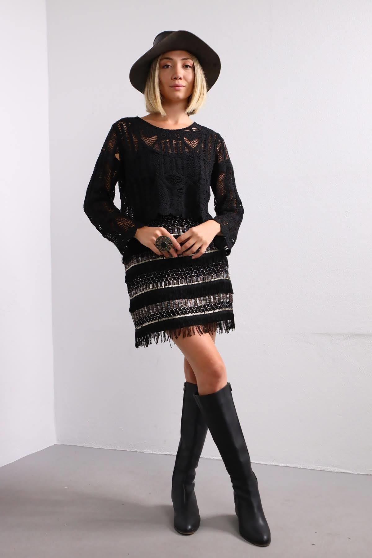 Siyah Pul İşlemeli Mini Etek - Şaman Butik Siyah Pul İşlemeli Mini Etek