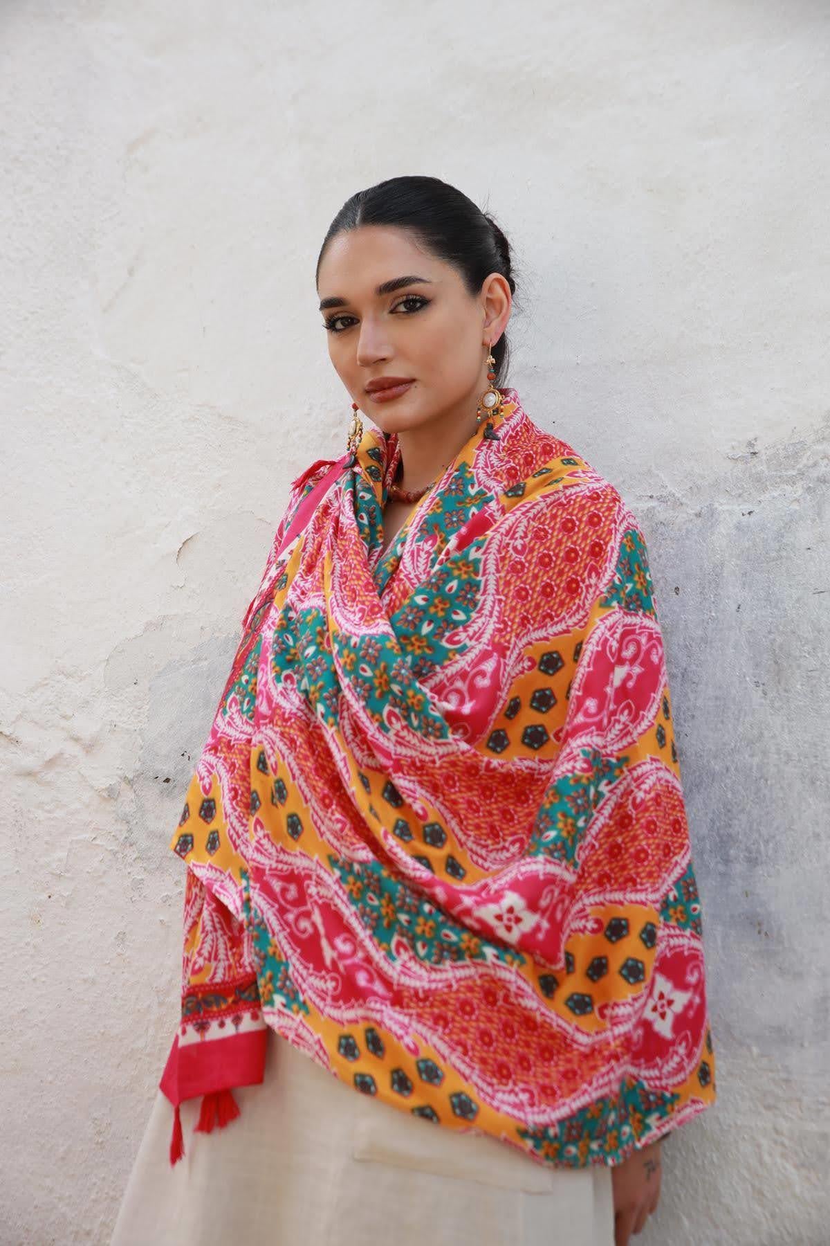 Fuşya Desenli Püsküllü Otantik Şal