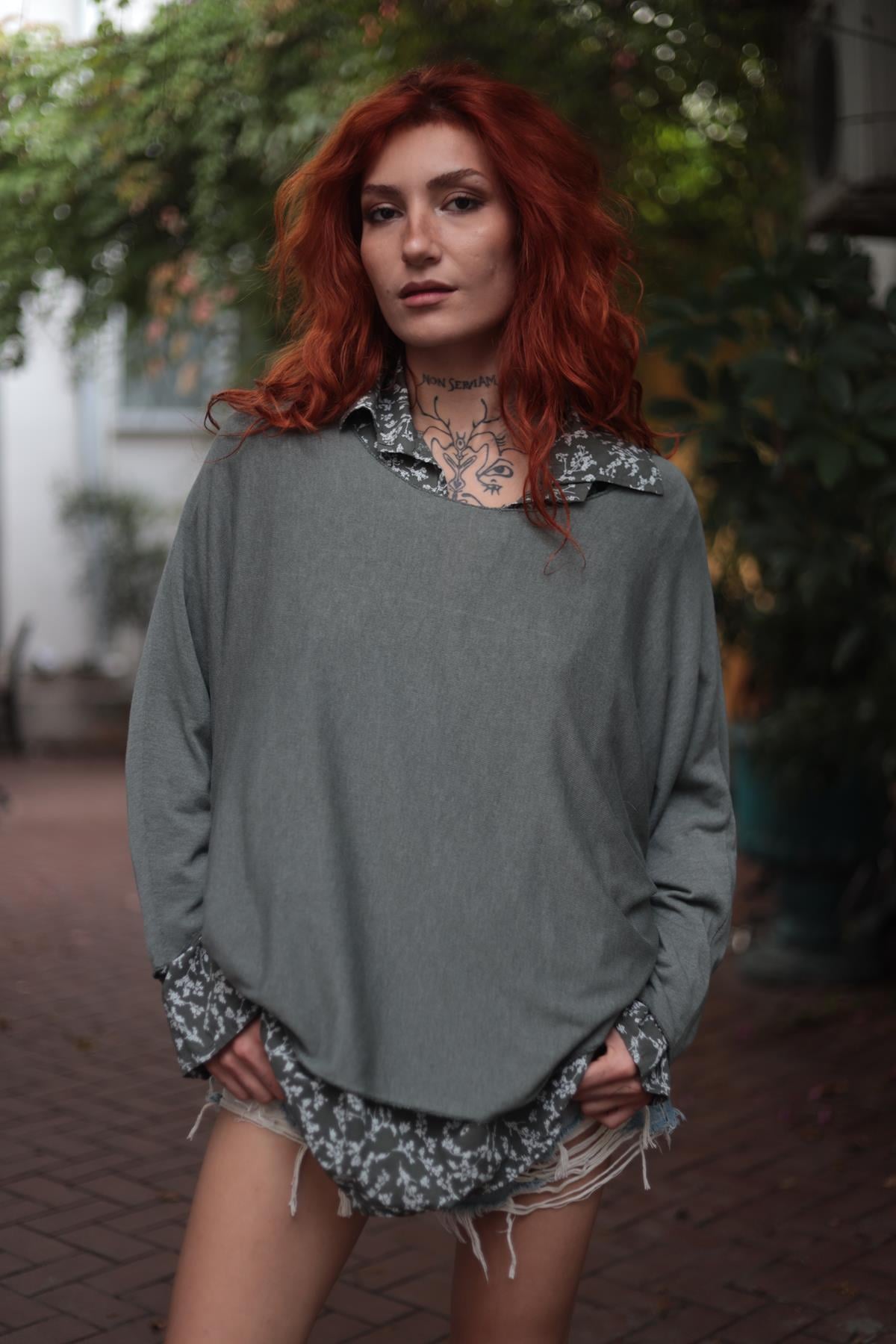 Haki Çiçek Desenli Gömlekli Bluz