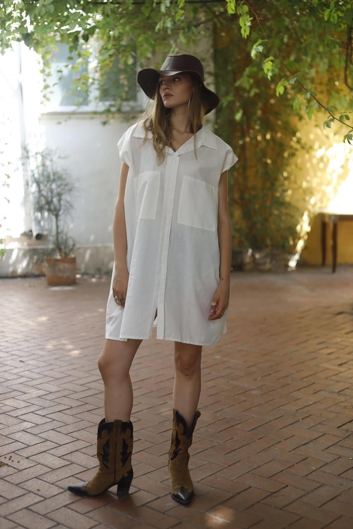 Beyaz Kolsuz Salaş Gömlek Elbise