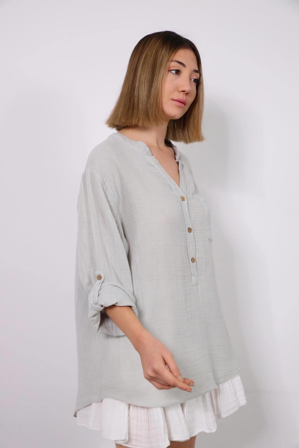 Buz Mavisi Hakim Yaka Üç Düğmeli Müslin Gömlek - Şaman Butik Buz Mavisi Hakim Yaka Üç Düğmeli Müslin Gömlek