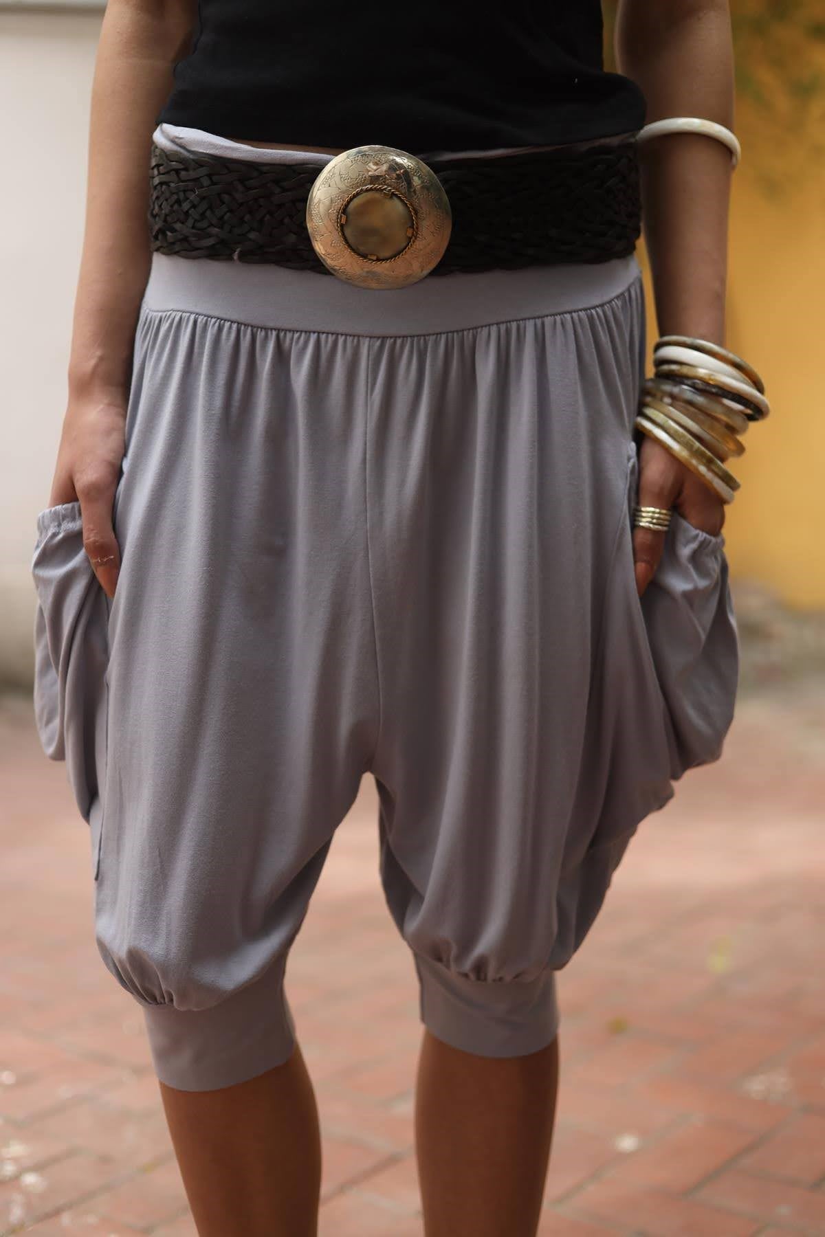 Gri Lastikli Cepli Kısa Penye Şalvar