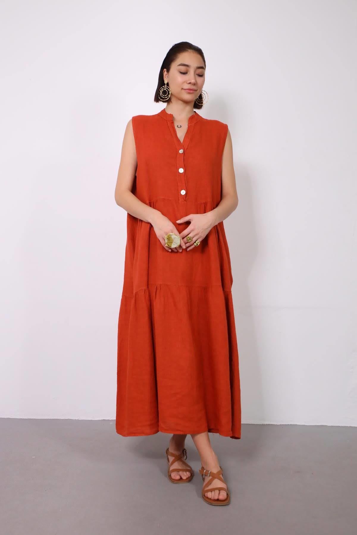 Kiremit Rengi Hakim Yaka Parça Detaylı Kolsuz Elbise - Şaman Butik Kiremit Rengi Hakim Yaka Parça Detaylı Kolsuz Elbise