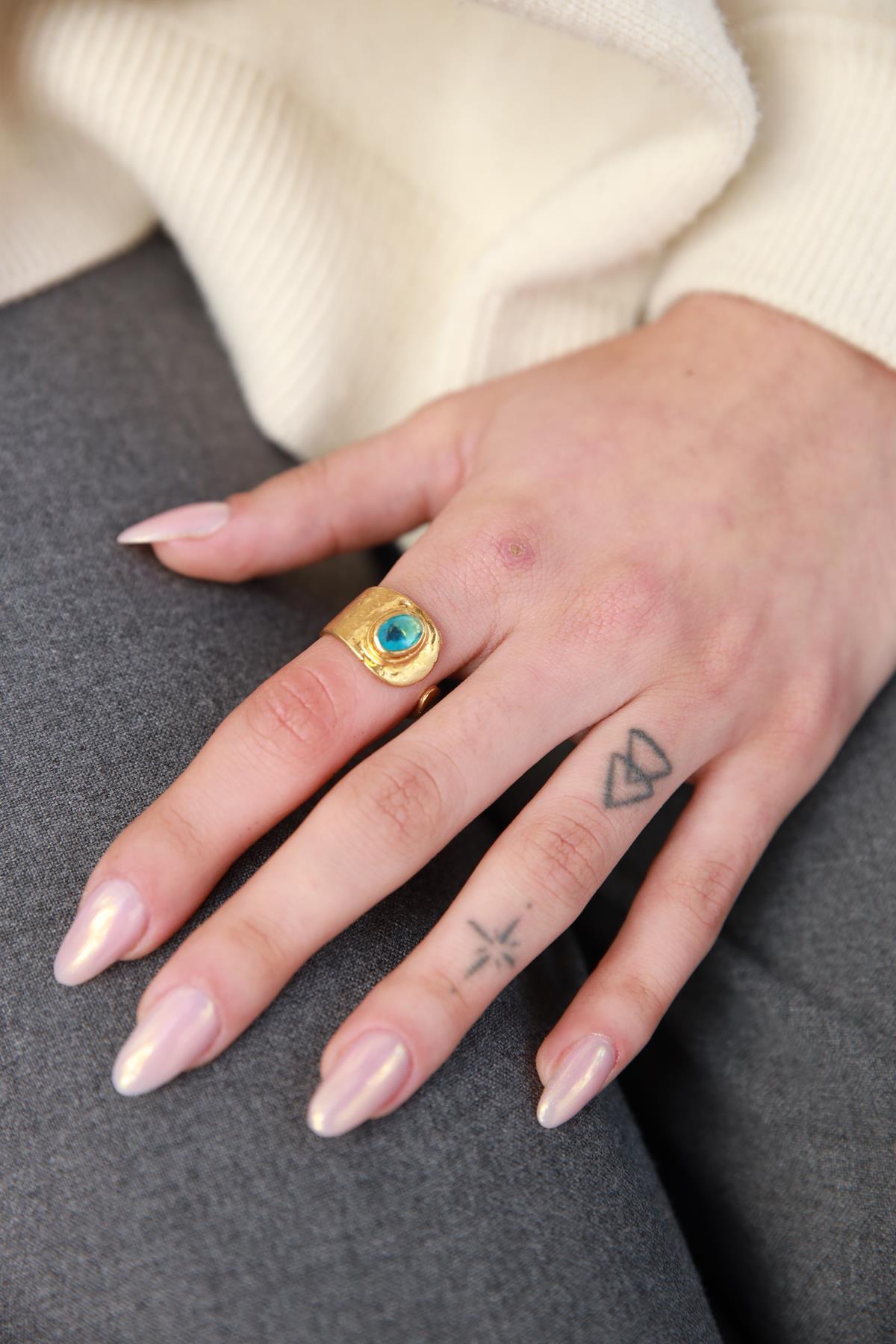 Açık Mavi Taşlı Yüzük