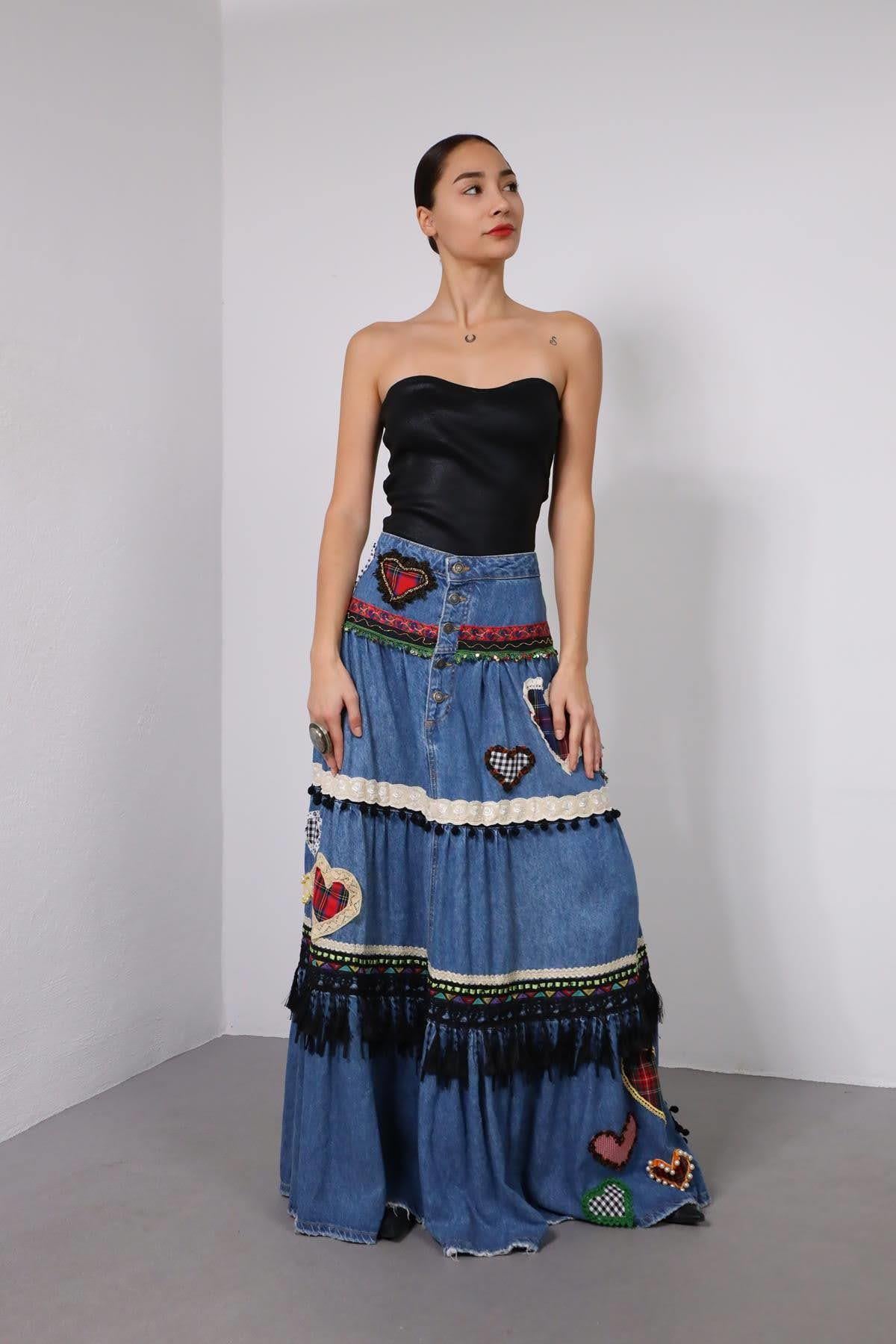  Mavi Beli Lastikli İşlemeli Tasarım Kot Etek