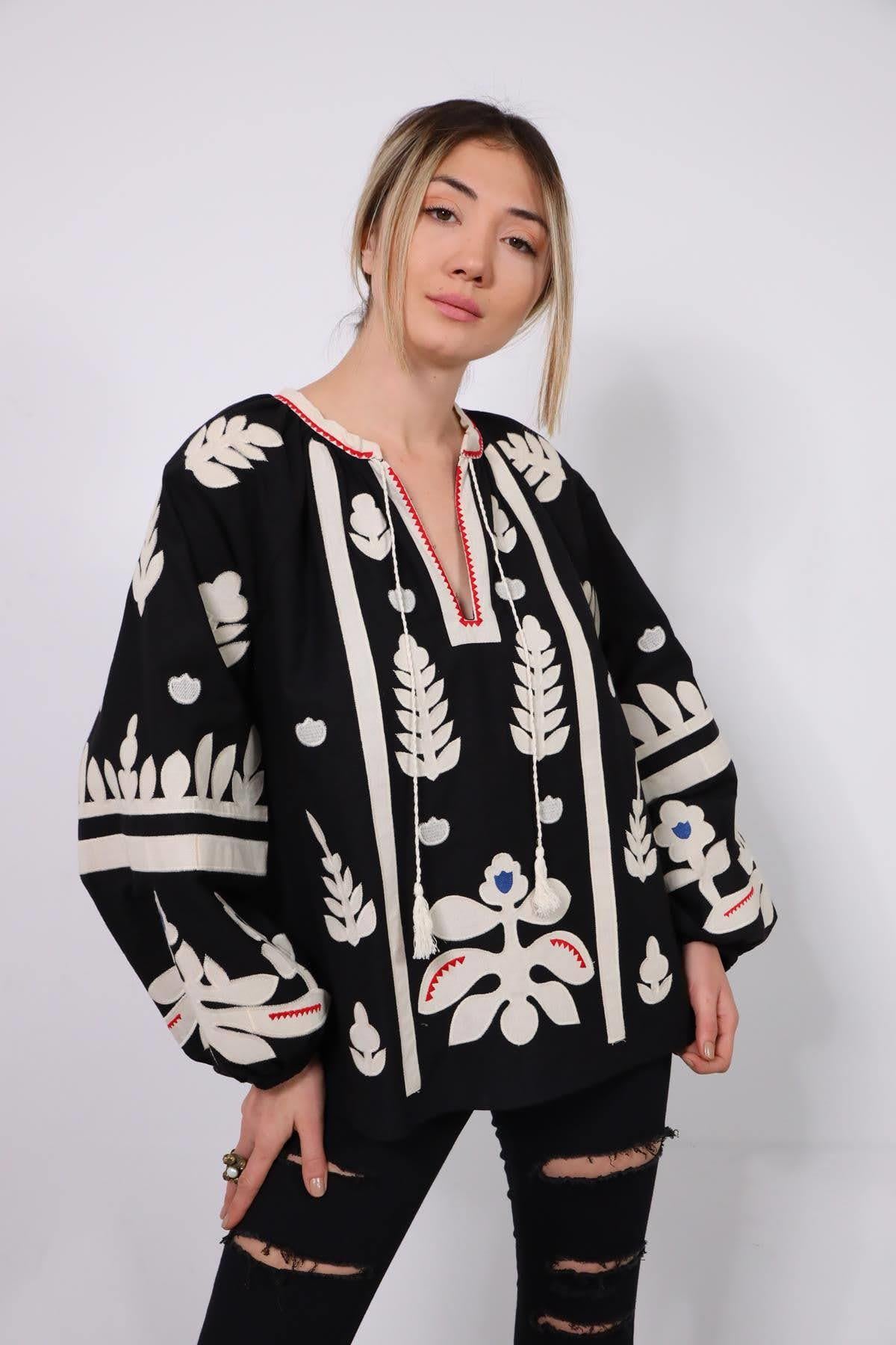 Black Patterned Puff Sleeve Blouse - Saman Butik | Shop Online Black Patterned Puff Sleeve Blouse