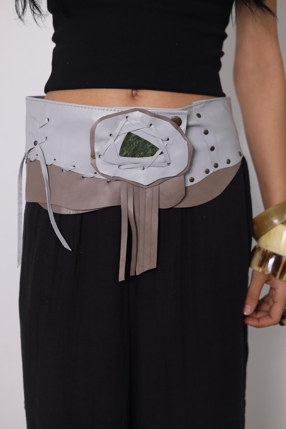 Gri Doğal Taşlı Deri Kemer