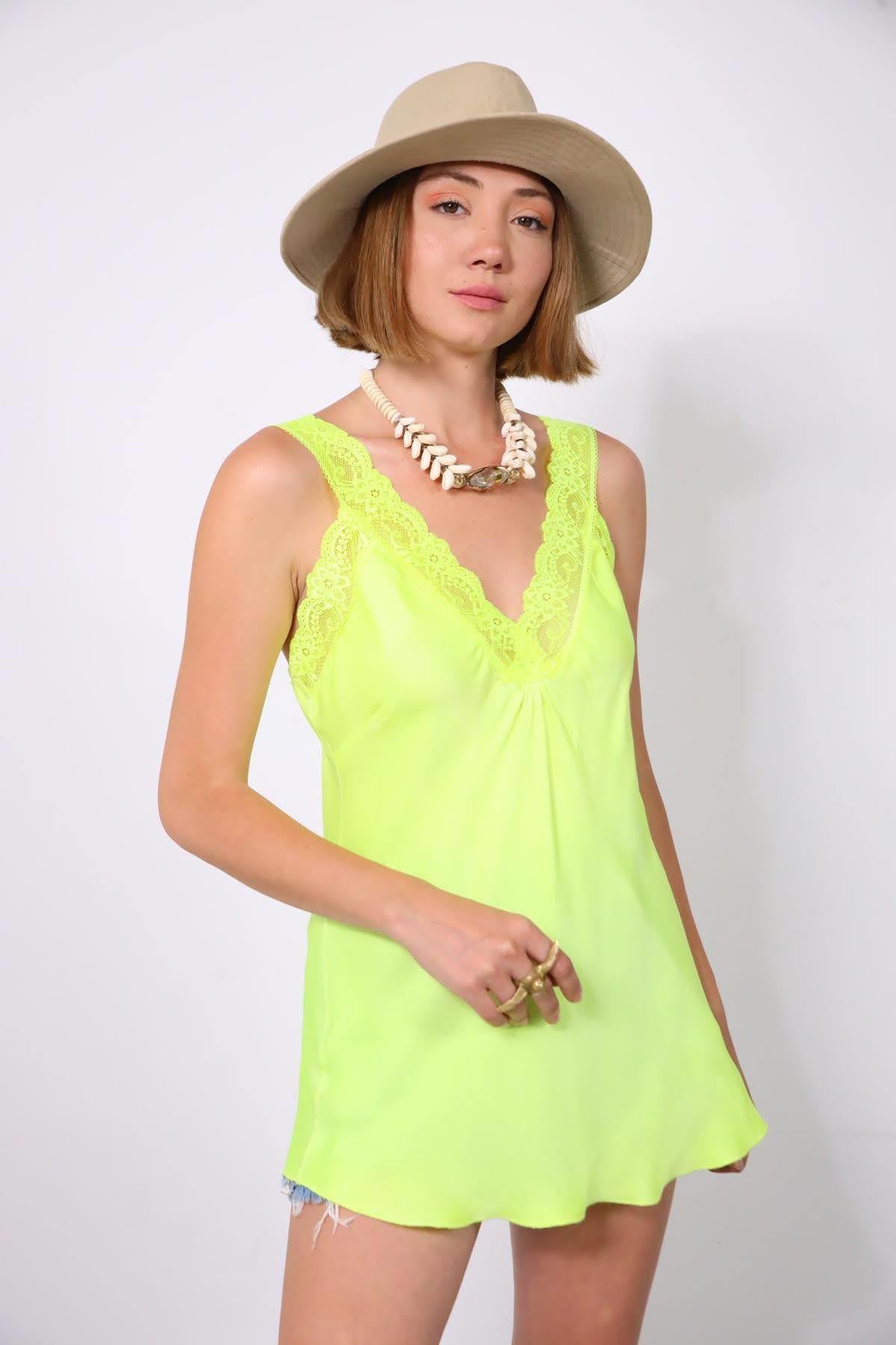 Yellow Lace Embroidered Silk Tank Top - Şaman Butik | Boho Fashion Yellow Lace Embroidered Silk Tank Top