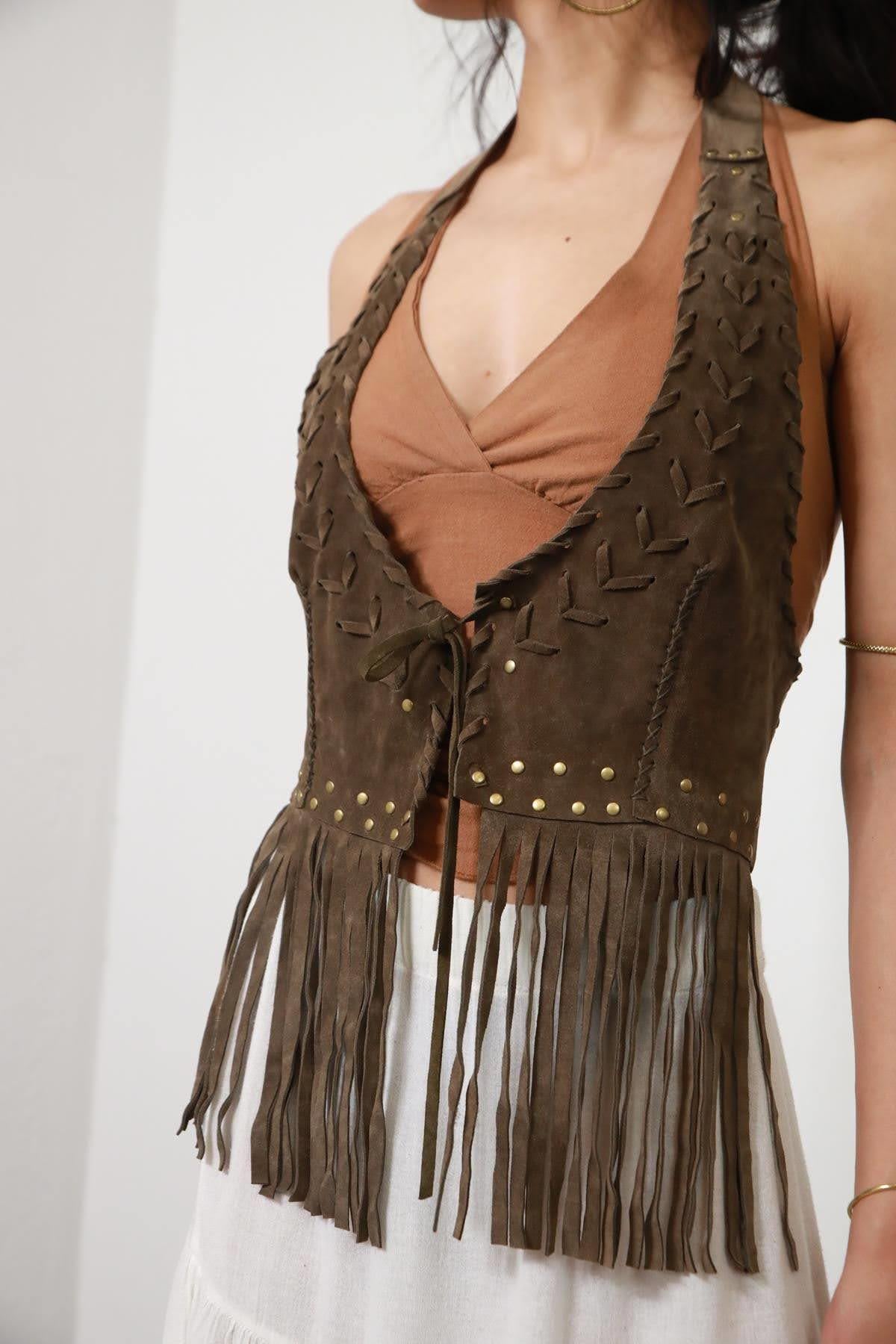 Kahverengi Boyundan Askılı Tasarım Süet Deri Yelek