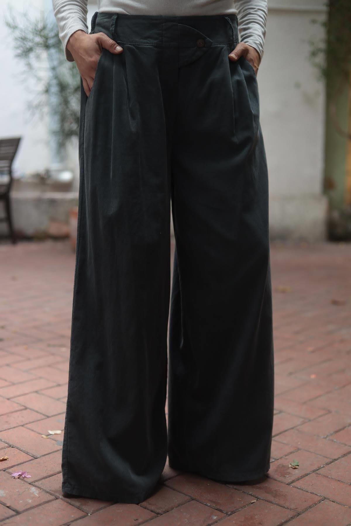 Antrasit Düğme Detaylı Kadife Pantolon