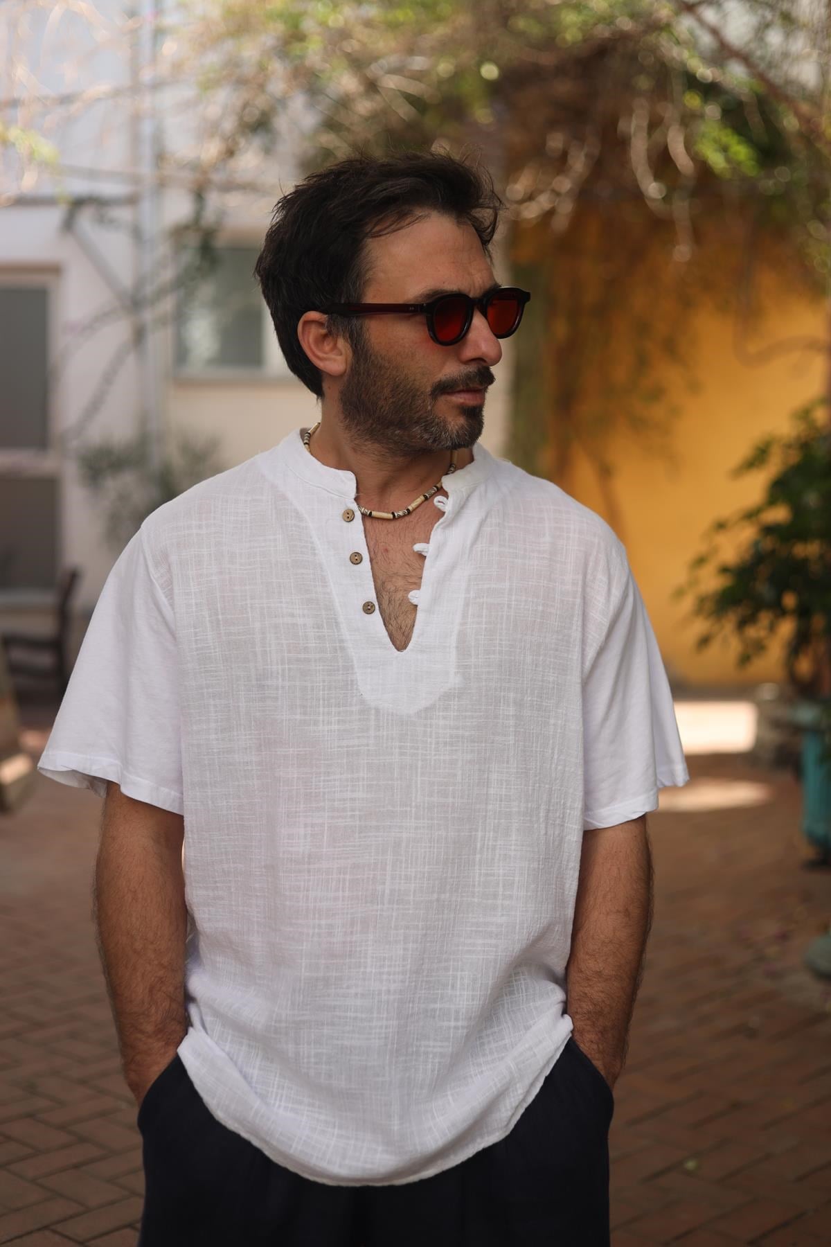 Beyaz Önü Keten Düğmeli Kısa Kollu Erkek Henley