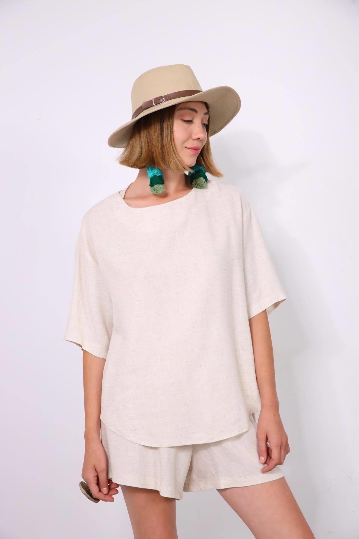  Krem Rengi Salaş Şortlu Takım