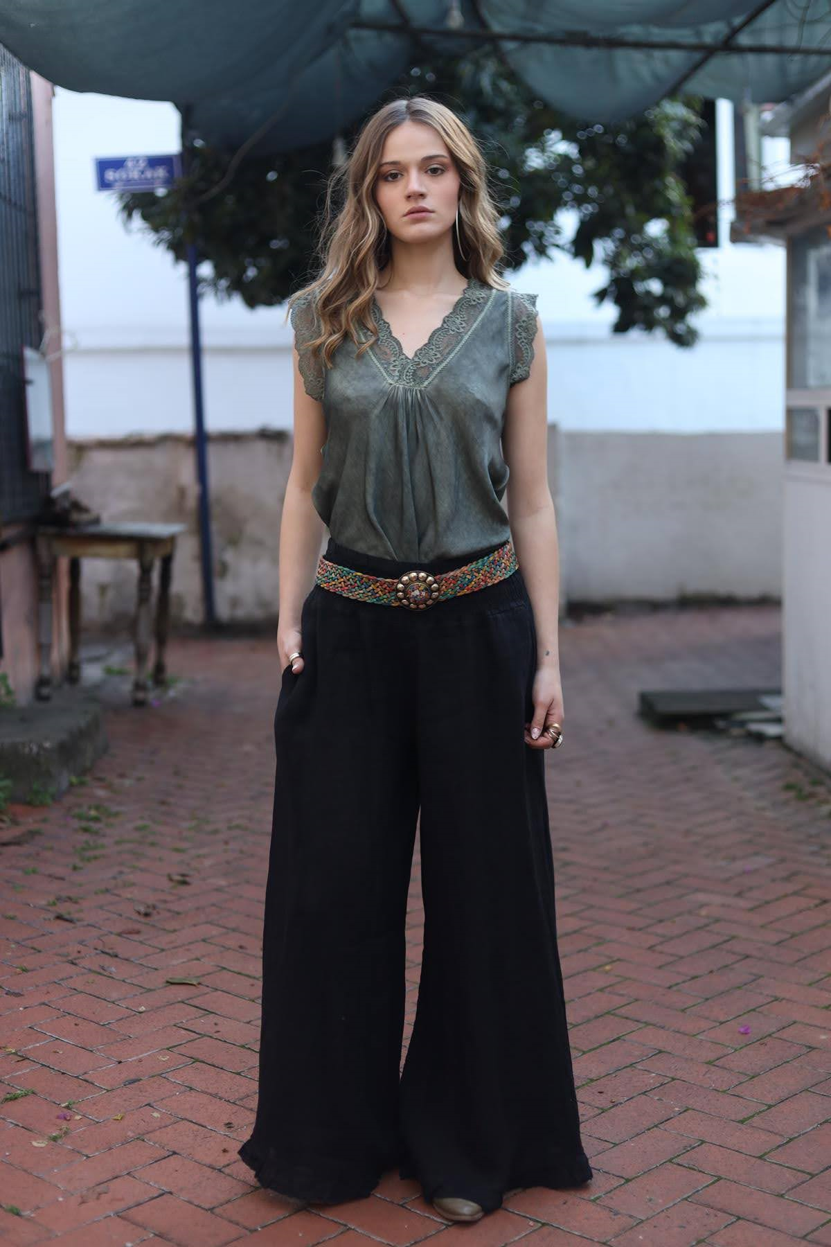 Siyah Beli Gipeli Paça Detaylı Keten Pantolon