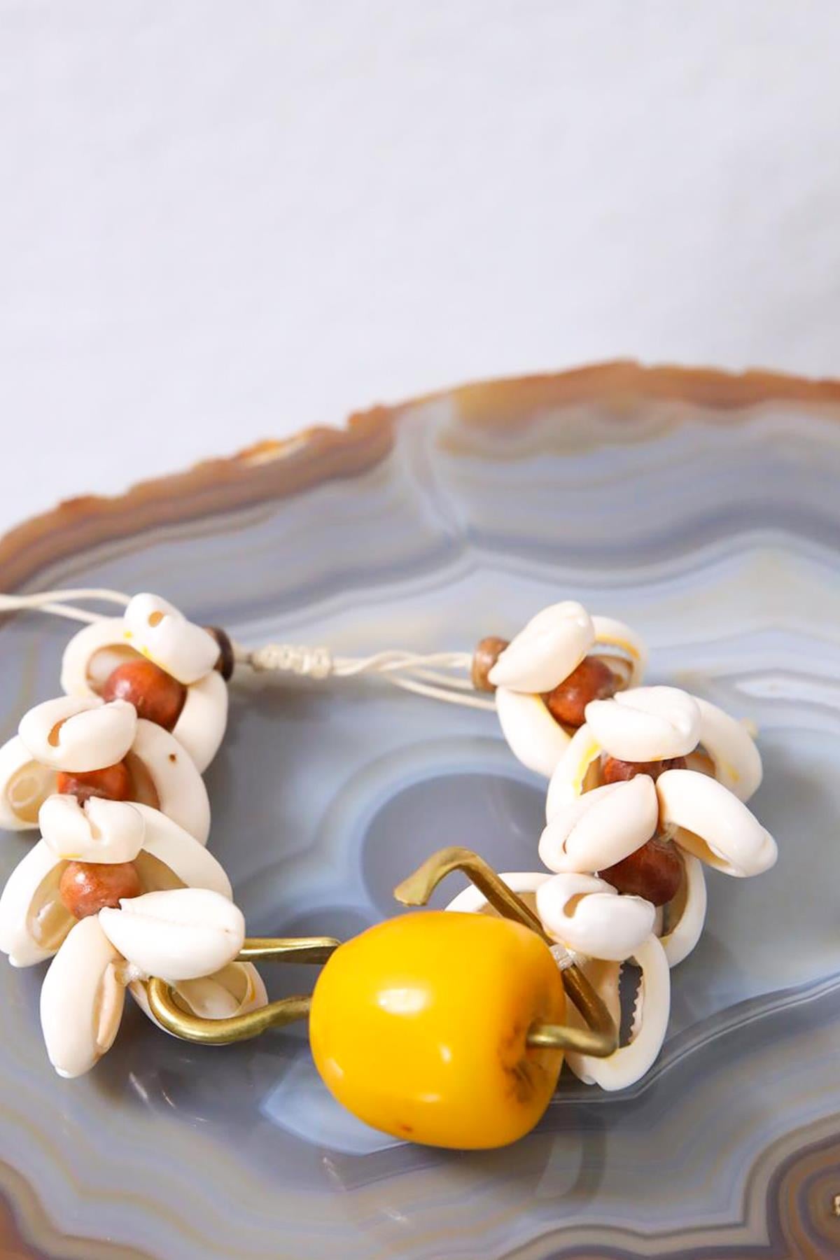 Ahşap Detaylı Reçine Deniz Kabuğu Bileklik - Şaman Butik Ahşap Detaylı Reçine Deniz Kabuğu Bileklik