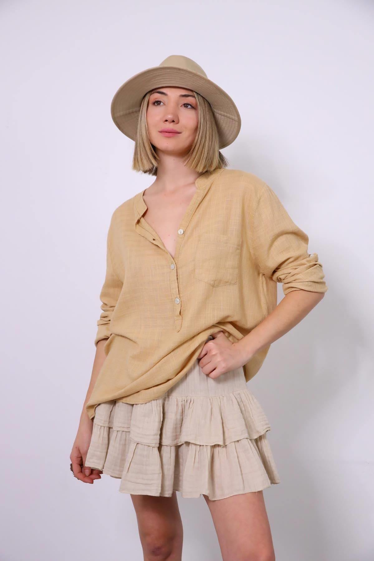 Camel Rengi Hakim Yaka Üç Düğmeli Gömlek - Şaman Butik Camel Rengi Hakim Yaka Üç Düğmeli Gömlek