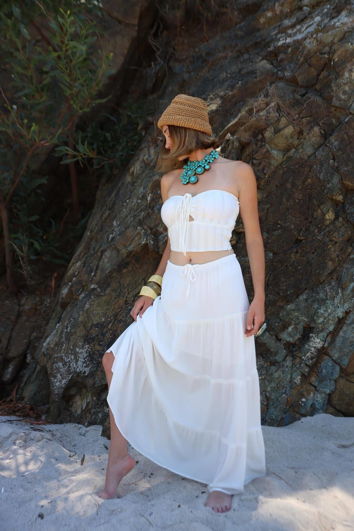 Beyaz Beli Lastikli Dikiş Detaylı Kat Kat Etek - Şaman Butik Beyaz Beli Lastikli Dikiş Detaylı Kat Kat Etek