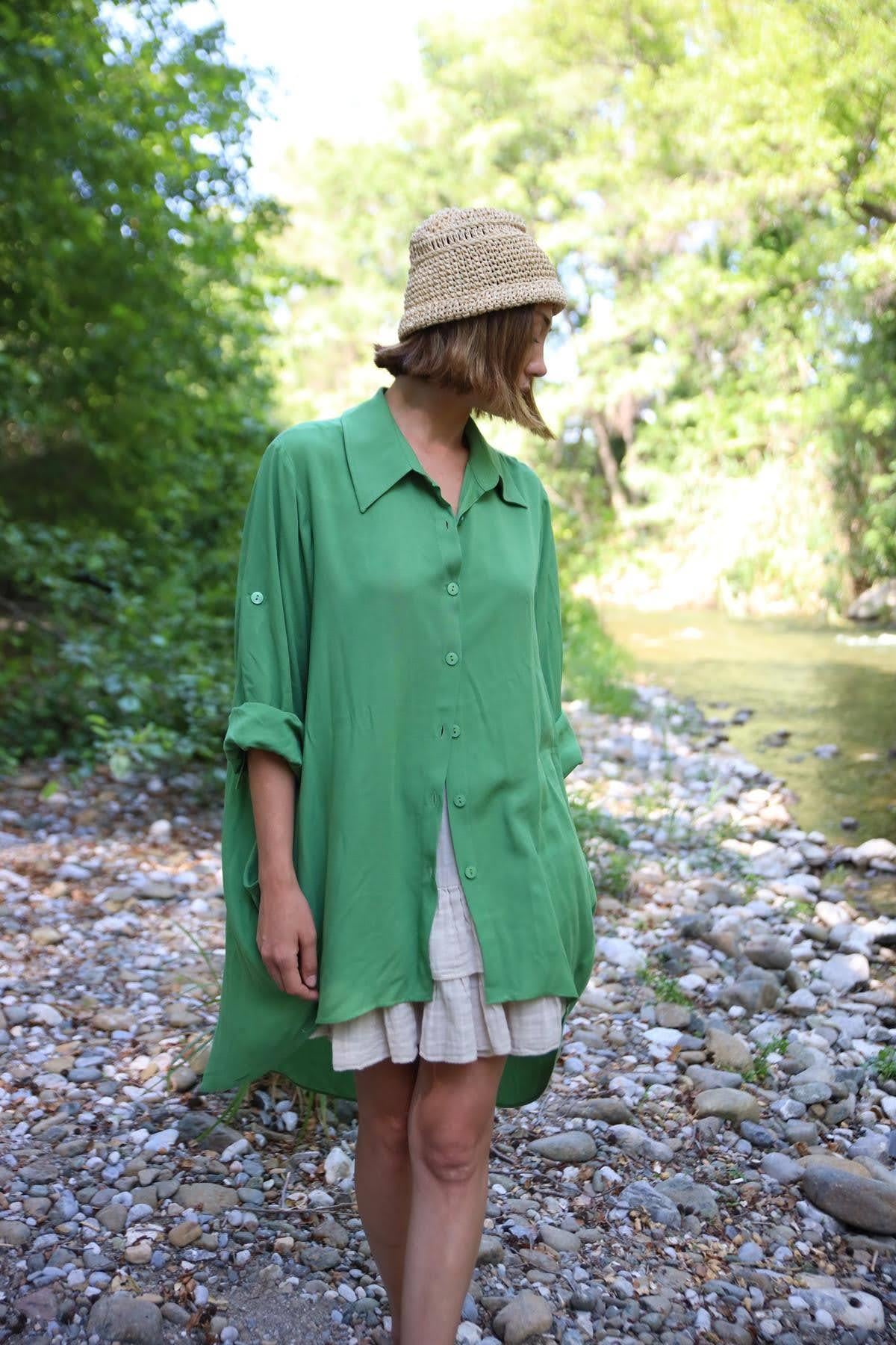 Yeşil Arkası Uzun Gömlek - Şaman Butik - Bohem Giyim ve Aksesuar | Kadın & Erkek Yeşil Arkası Uzun Gömlek