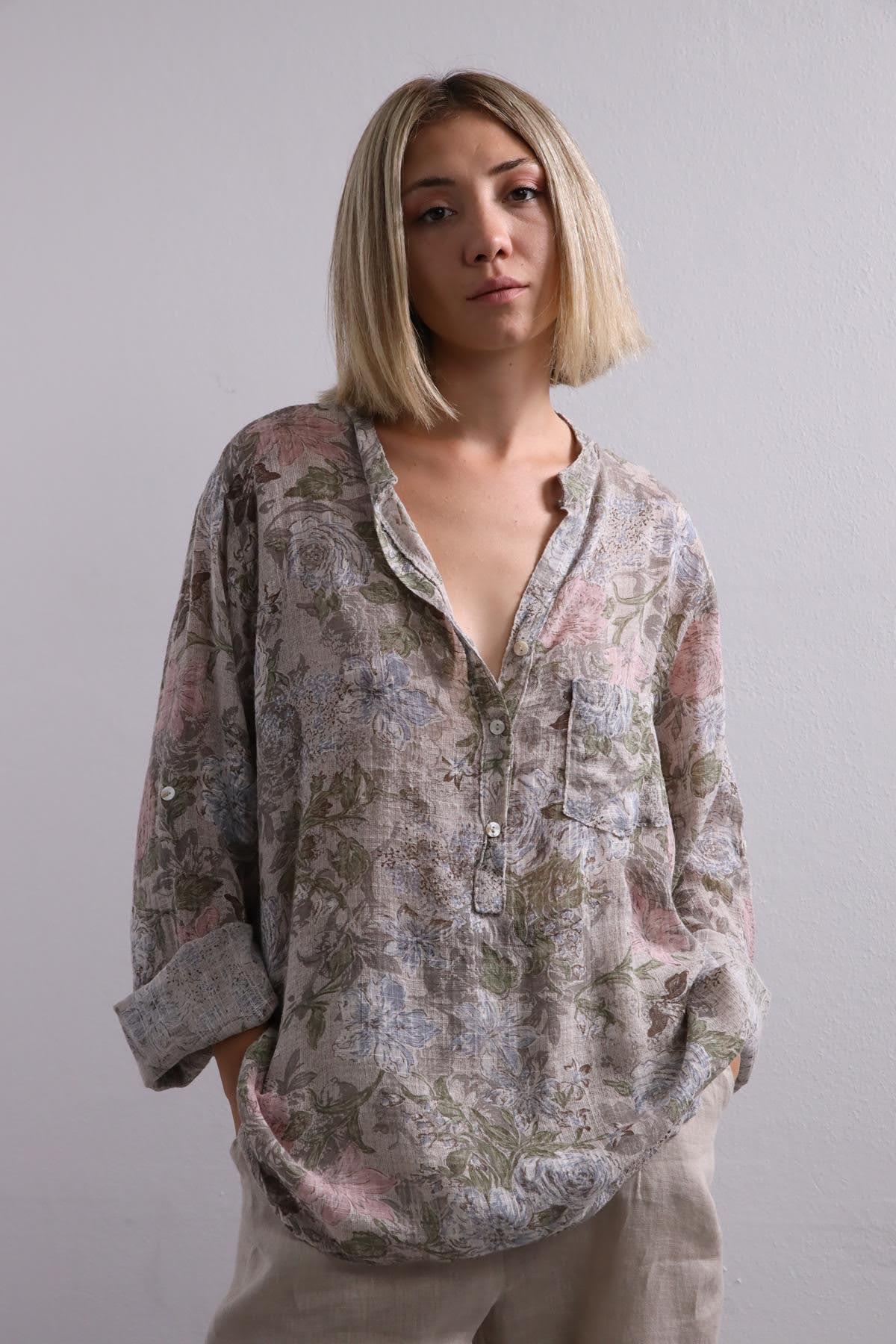 Vizon Rengi Gül Desenli Yarım Düğmeli Cepli Gömlek - Şaman Butik Vizon Rengi Gül Desenli Yarım Düğmeli Cepli Gömlek
