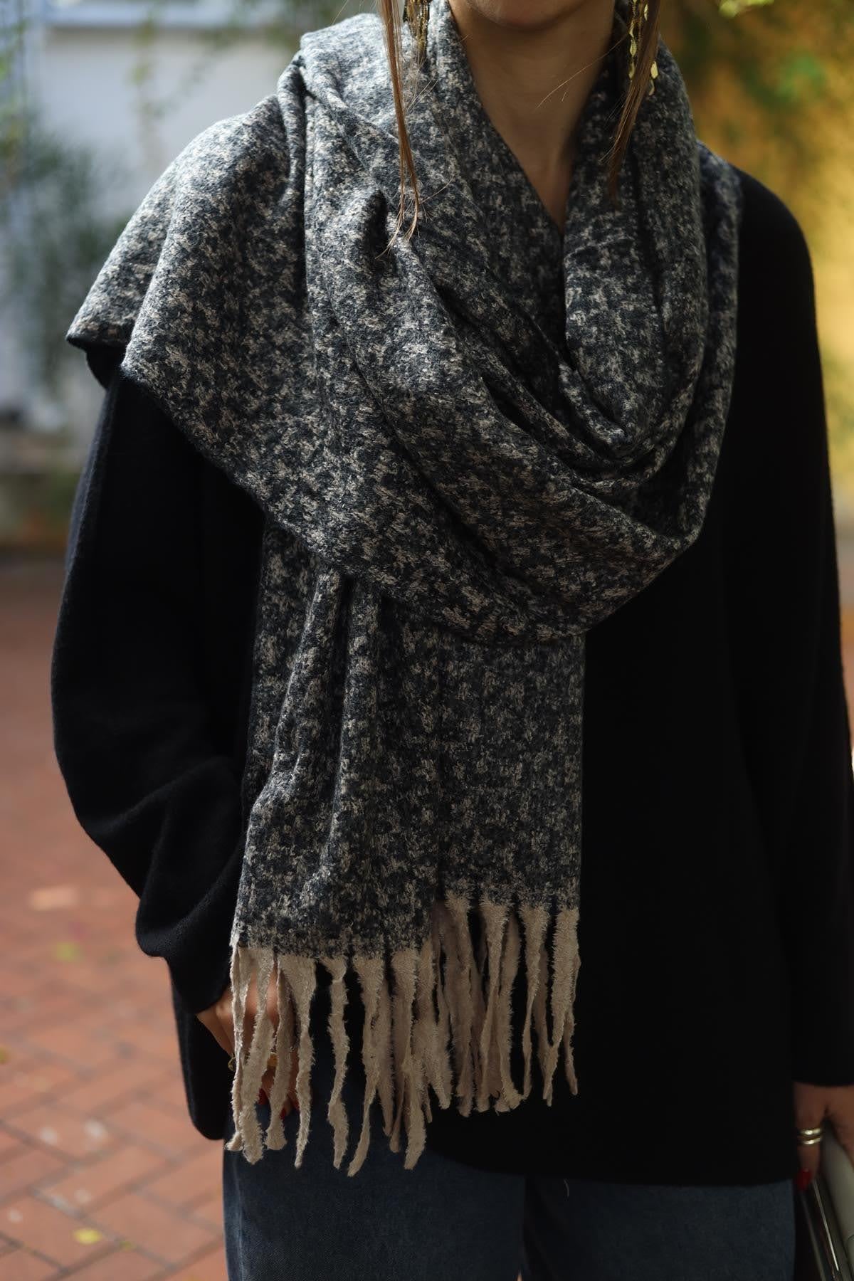 Lacivert Kazayağı Desenli Kaşmir Şal