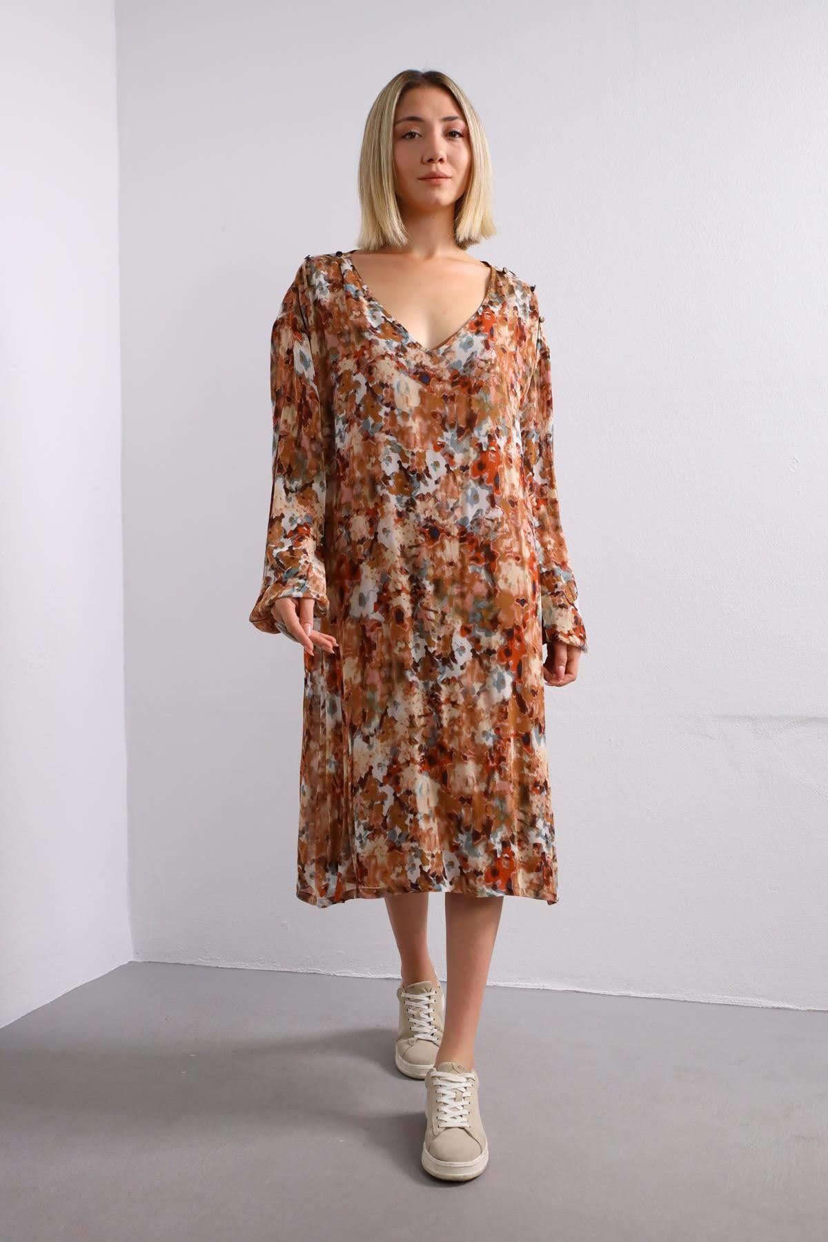  Kahverengi Batik Desenli Düğmeli Elbise