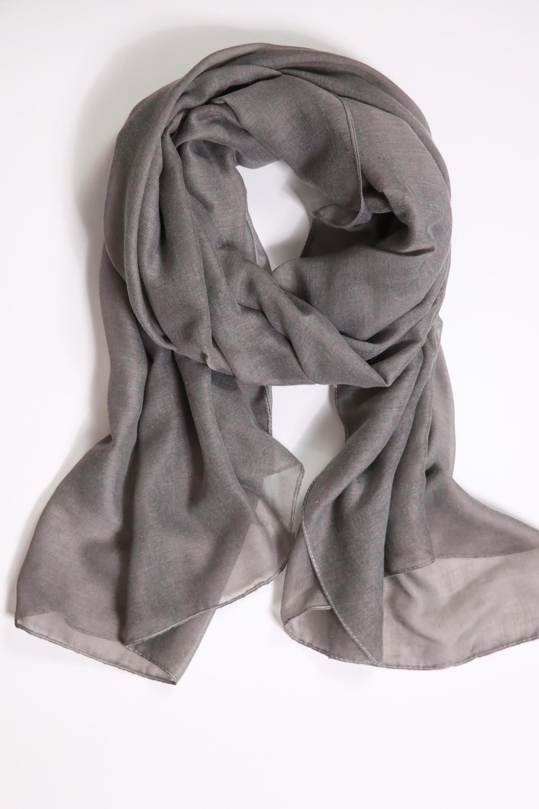  Koyu Gri Dikişli Pamuk Şal