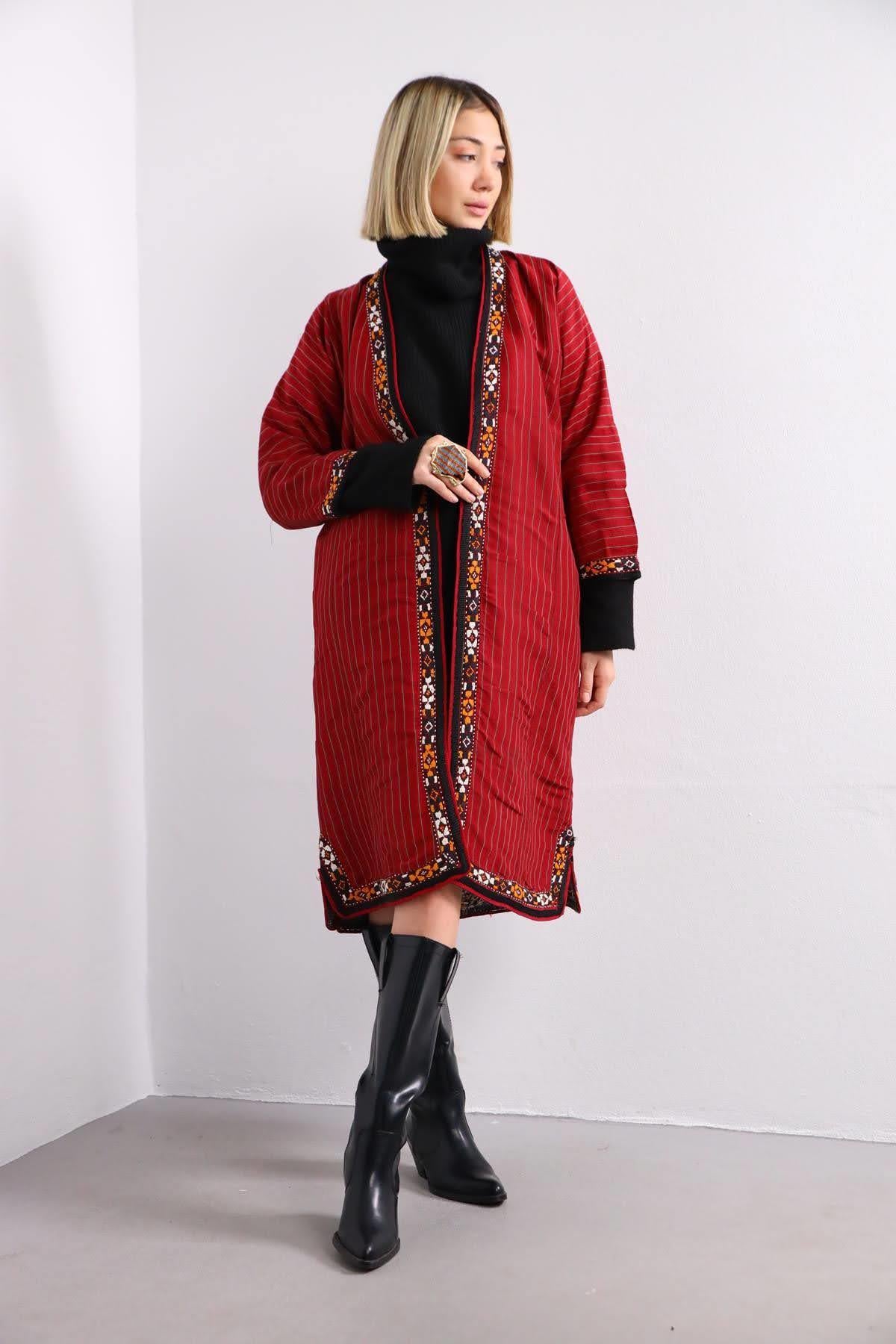Bordo Çizgili Etnik İşlemeli Bohem Kaftan - Şaman Butik Bordo Çizgili Etnik İşlemeli Bohem Kaftan