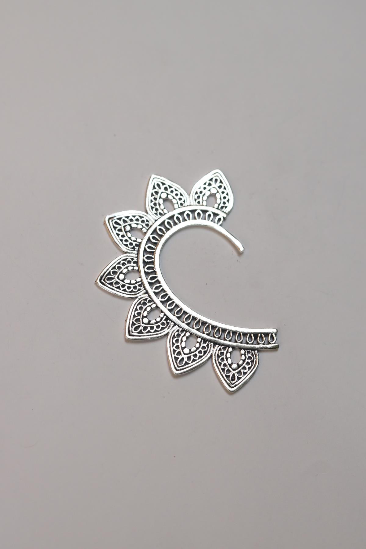Düşük Ayar Gümüş Büyük Desenli Ear Cuff