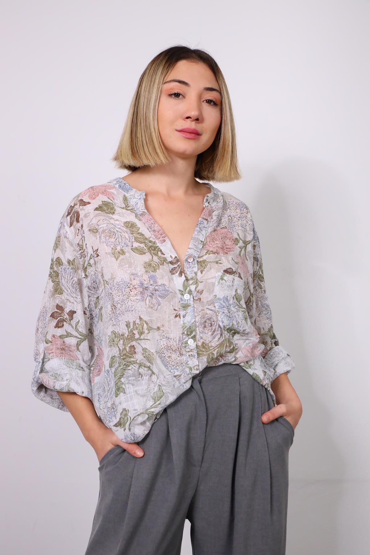 Gri Gül Desenli Yarım Düğmeli Cepli Gömlek - Şaman Butik - Bohem Giyim ve Aksesuar | Kadın & Erkek Gri Gül Desenli Yarım Düğmeli Cepli Gömlek