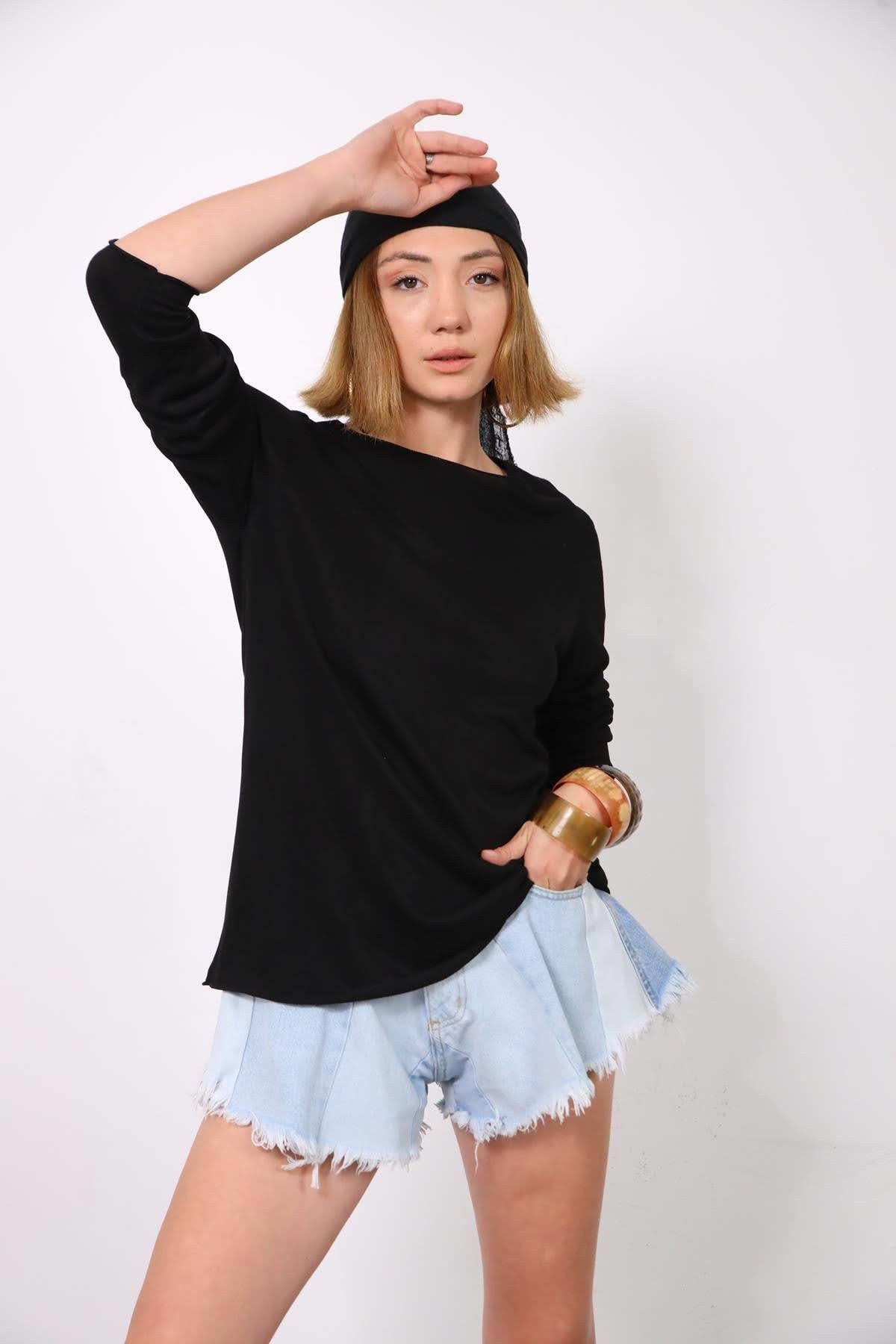 Siyah Bisiklet Yaka Uzun Kollu Triko Bluz - Şaman Butik Siyah Bisiklet Yaka Uzun Kollu Triko Bluz