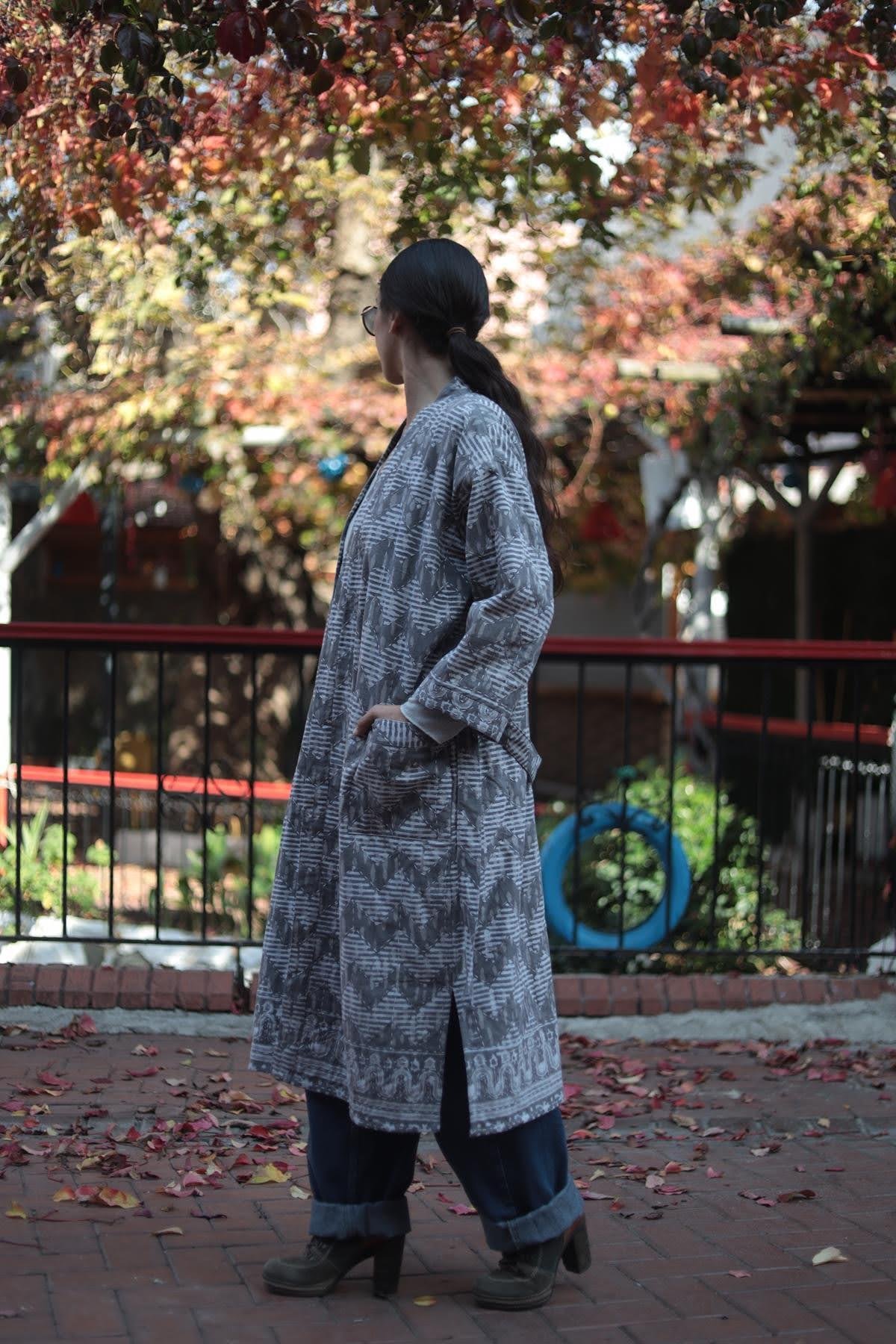 Vizon Rengi Desenli Çoban Dikişli Kaftan