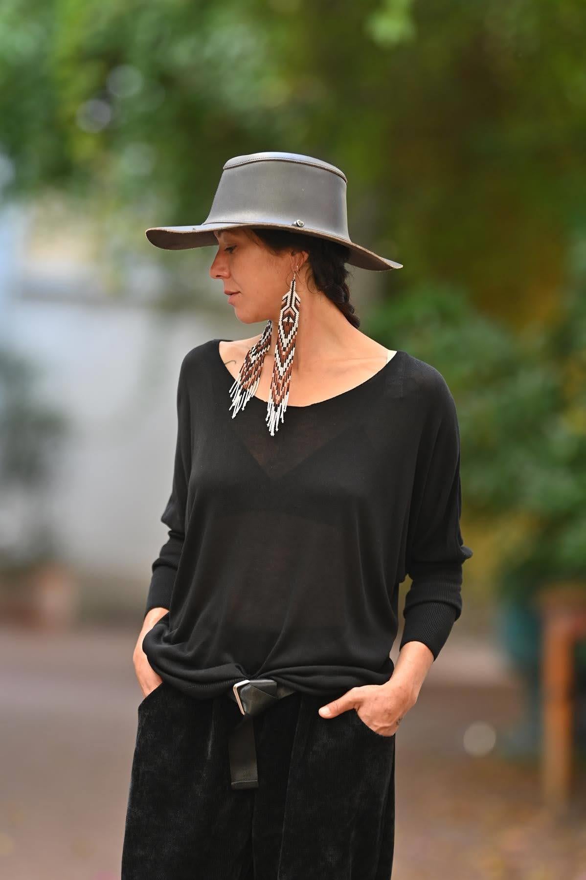 Siyah Geniş Yaka Kolları Ribana Merserize Bluz