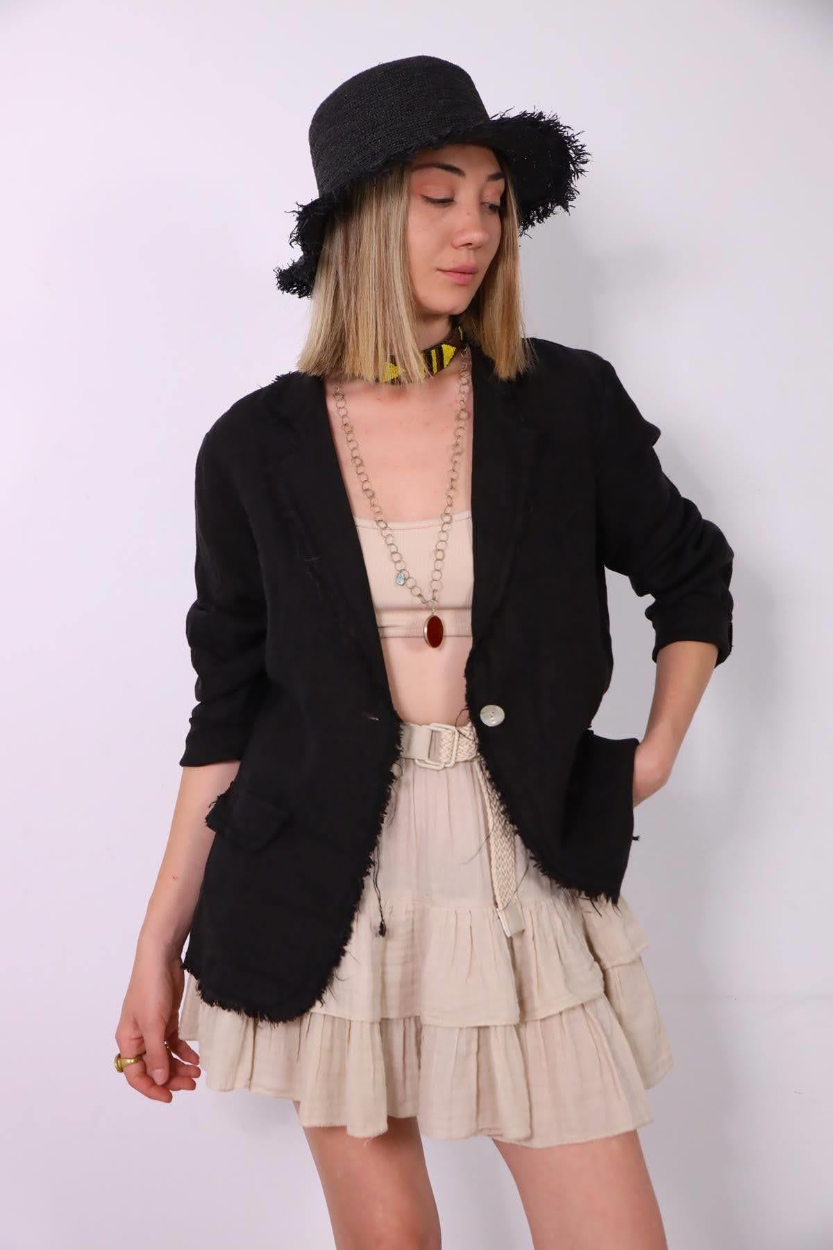 Siyah Tek Düğmeli Püsküllü Ceket - Şaman Butik Siyah Tek Düğmeli Püsküllü Ceket