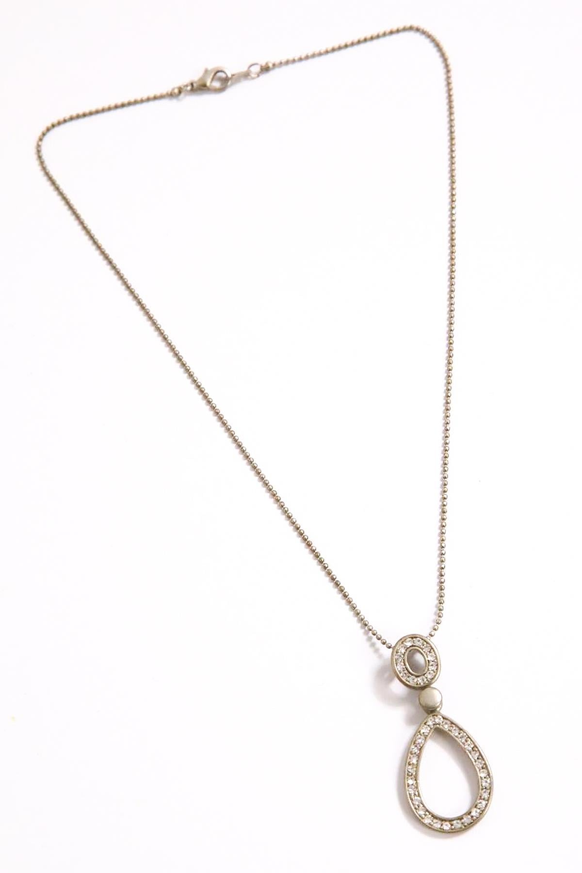  Kristal Taş Detaylı Damla Kolye