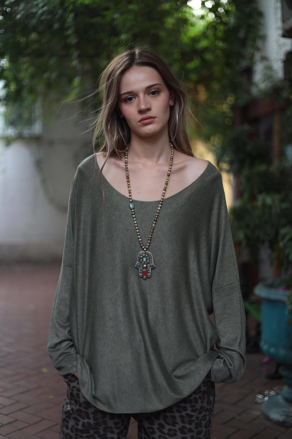 Haki Salaş Yumuşak Doku Bluz