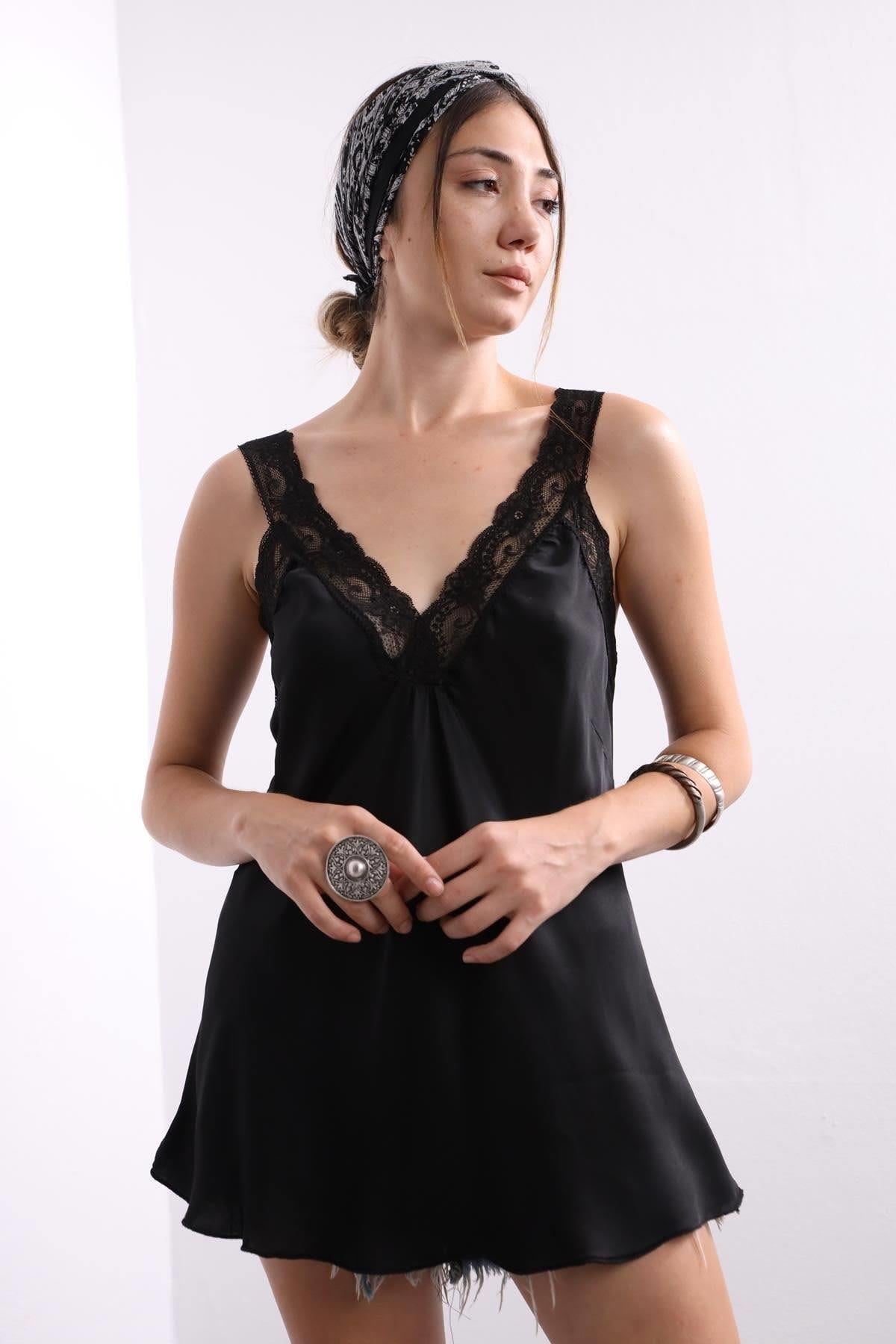 Black Lace Embroidered Tank Top