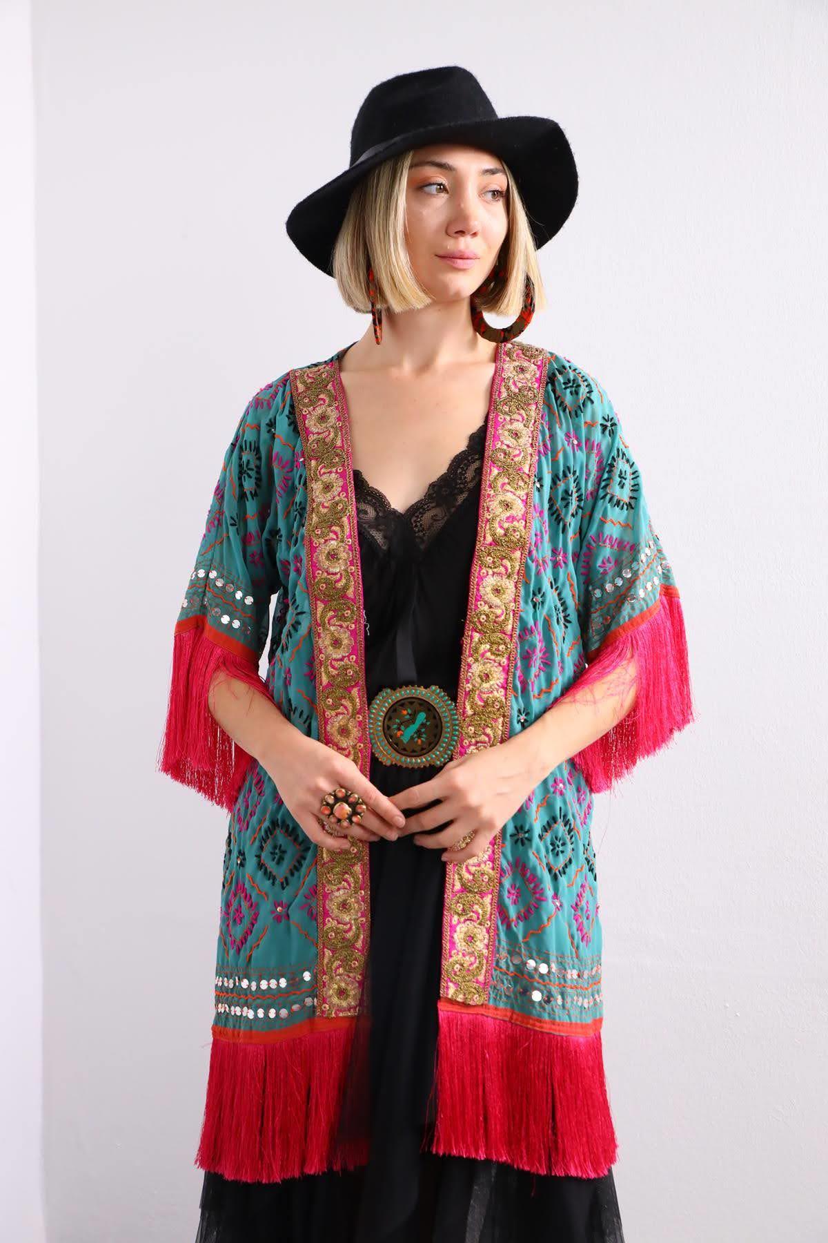 Petrol Mavisi İşlemeli Püsküllü Kaftan - Şaman Butik Petrol Mavisi İşlemeli Püsküllü Kaftan