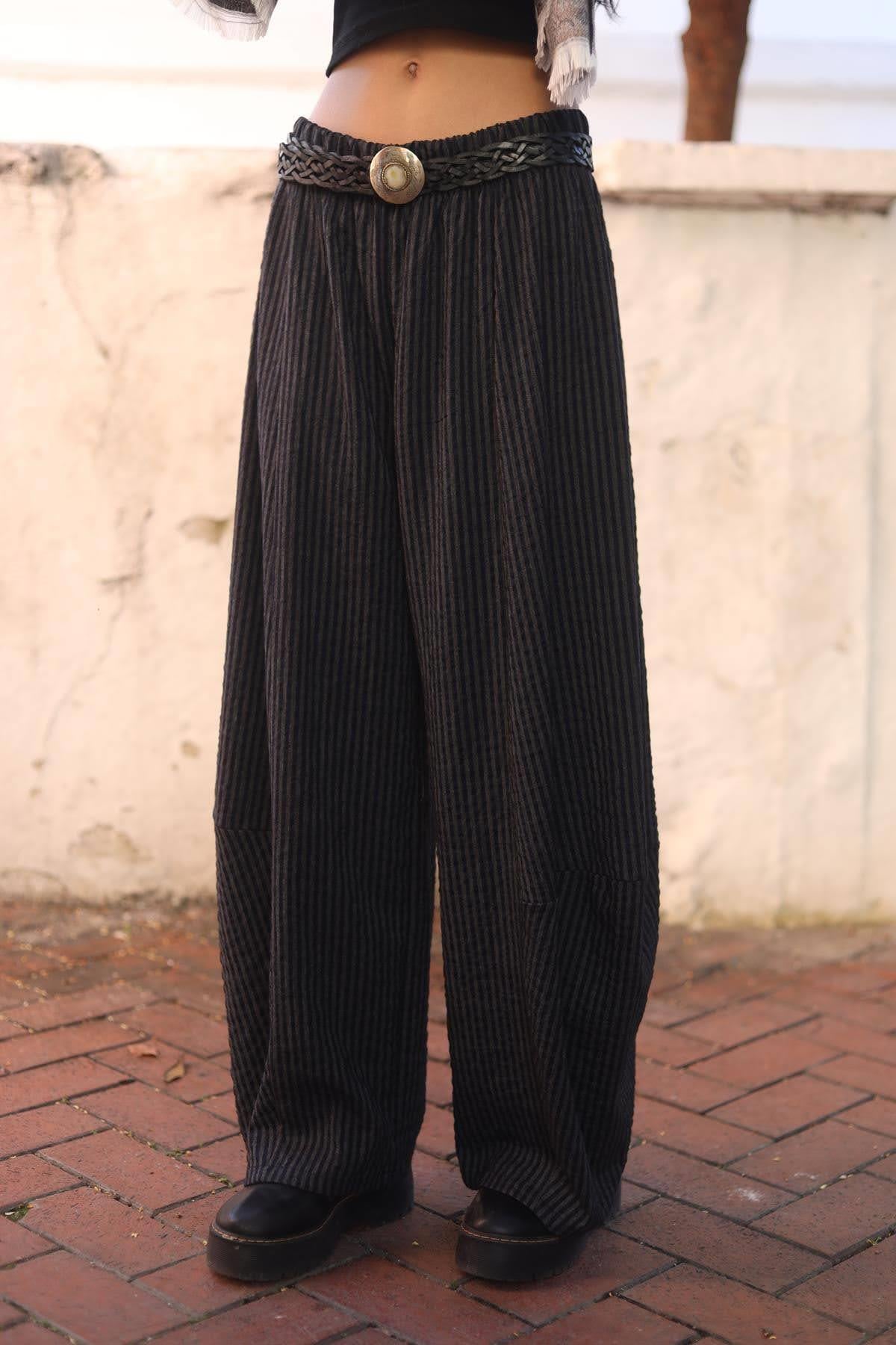 Lacivert Çizgili Pantolon