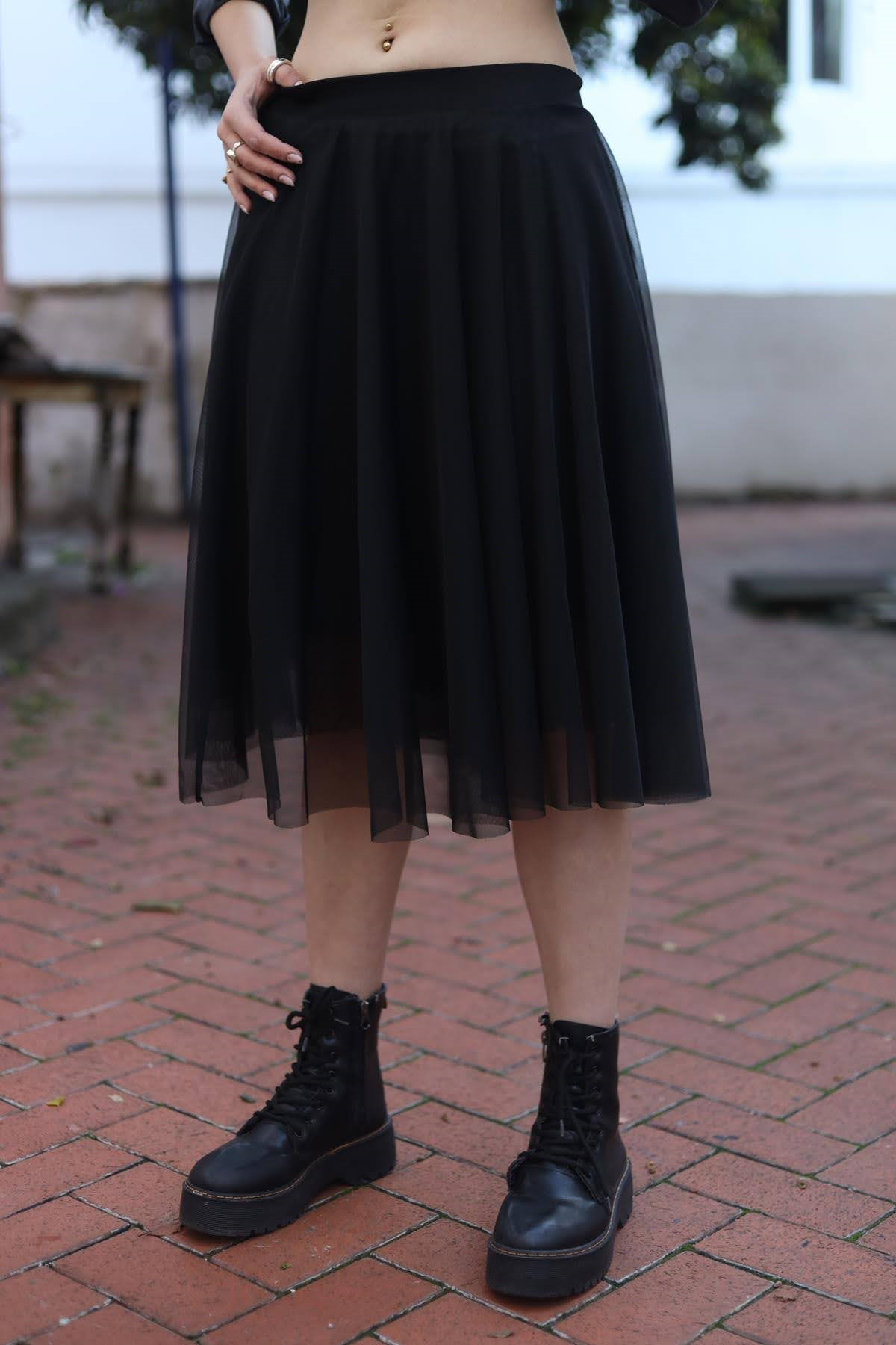 Siyah Kısa Tül Etek