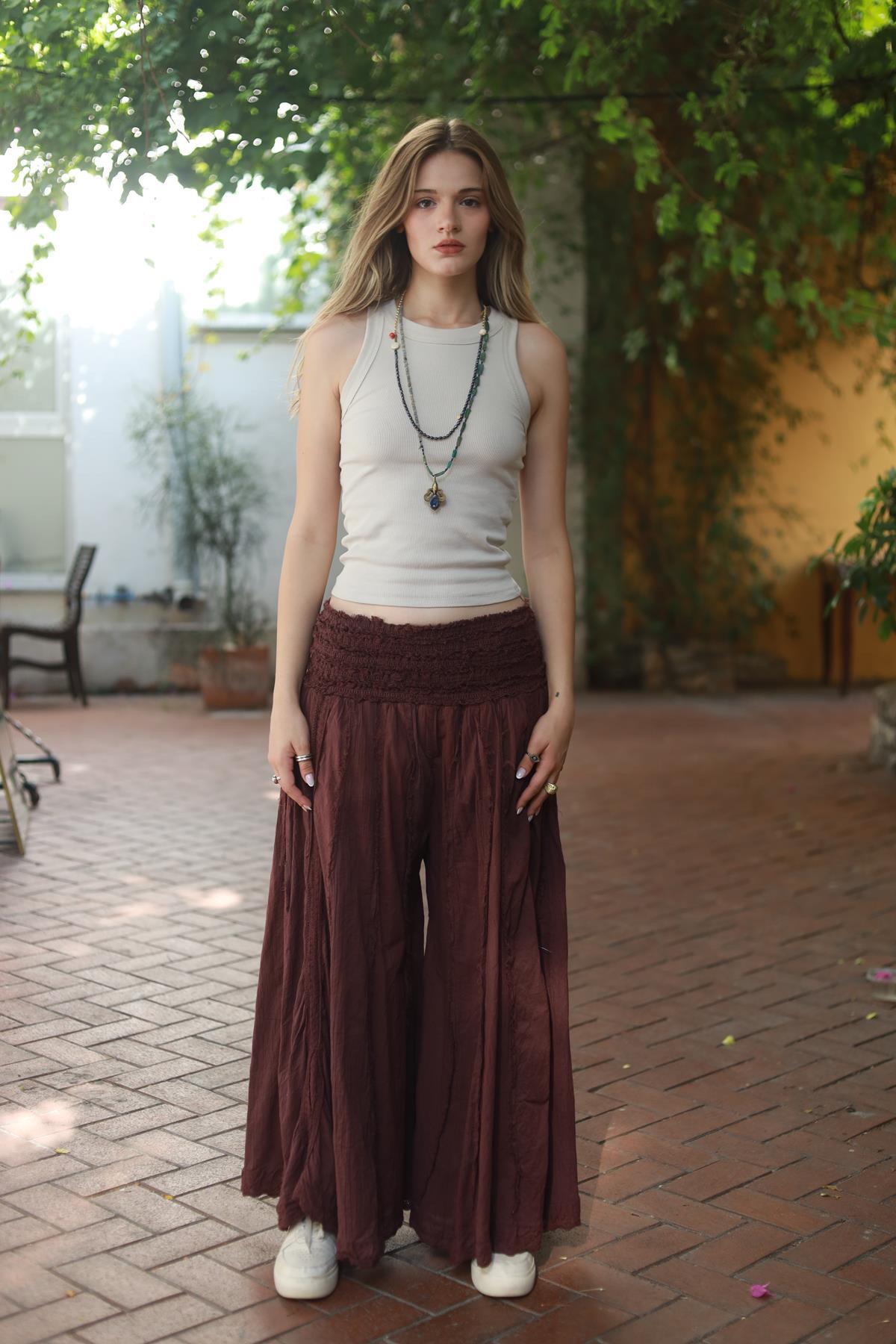 Reddish Brown Guipure Detailed Trousers