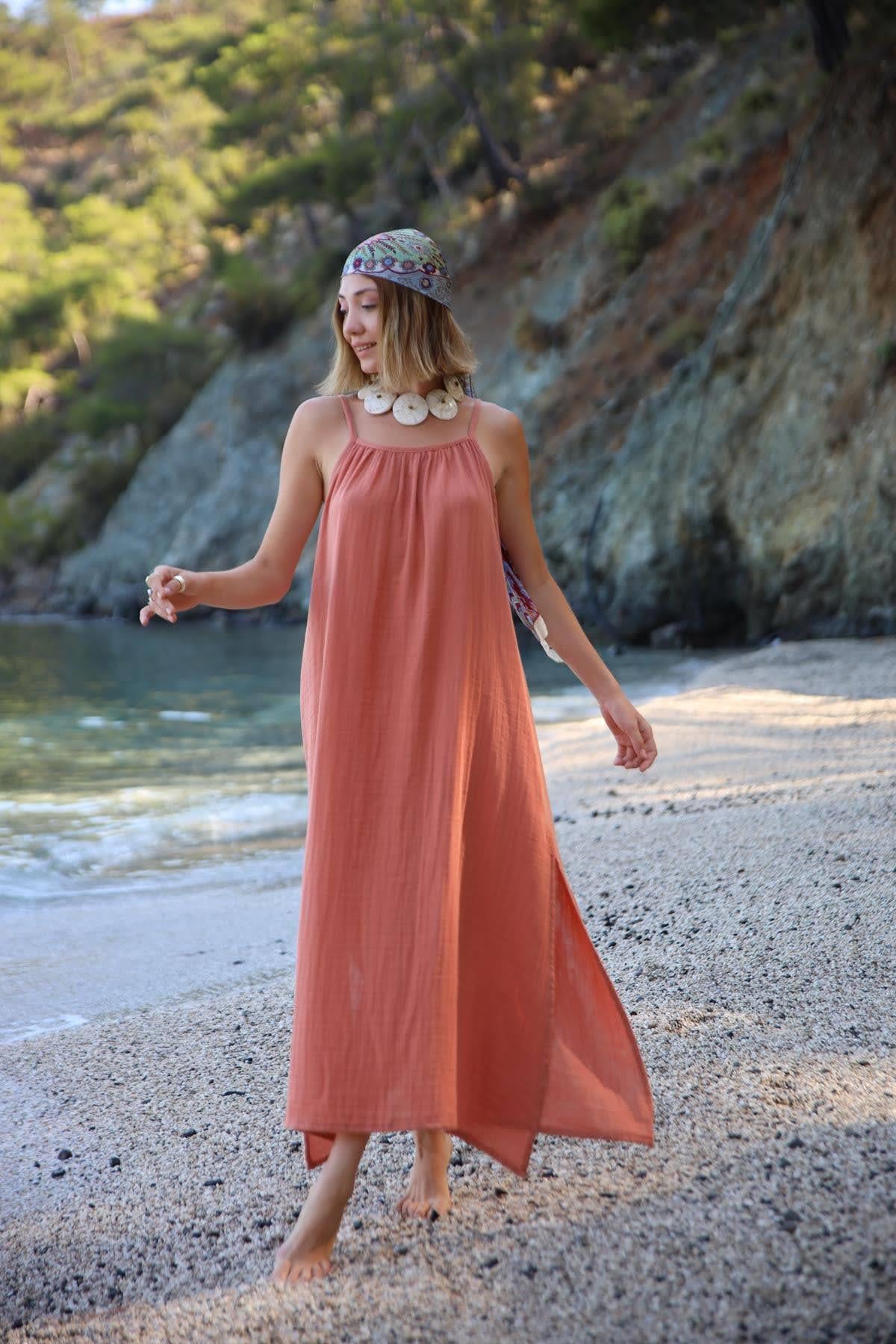 Somon Rengi İp Askılı Halter Yaka Elbise - Şaman Butik - Bohem Giyim ve Aksesuar | Kadın & Erkek Somon Rengi İp Askılı Halter Yaka Elbise