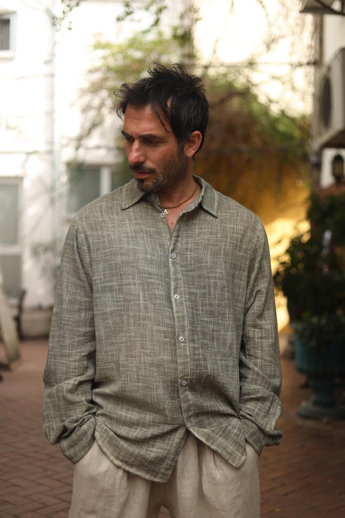 Haki Pamuklu Klasik Keten Gömlek