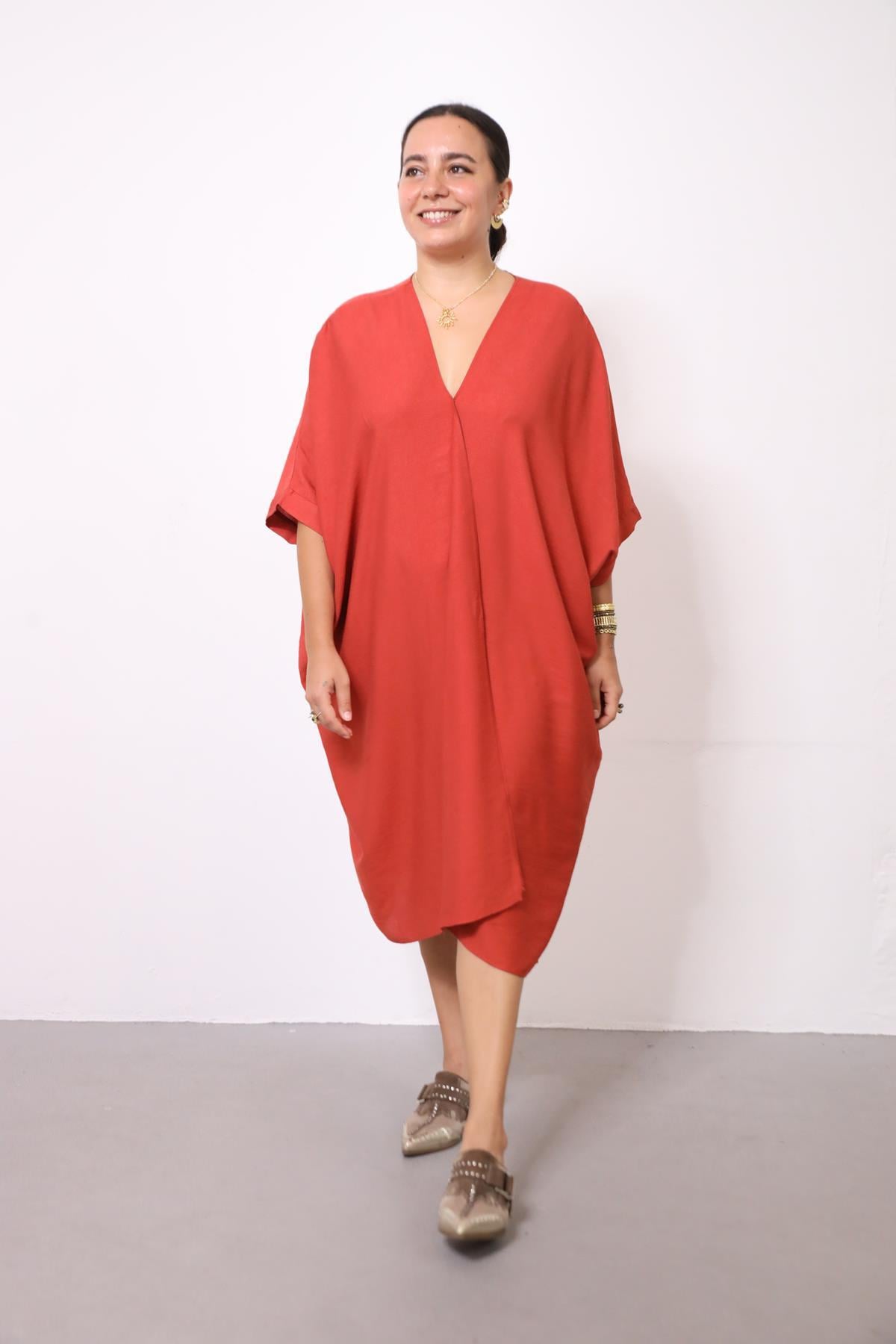 Kiremit Rengi Parçalı Yarasa Kol Elbise - Şaman Butik Kiremit Rengi Parçalı Yarasa Kol Elbise