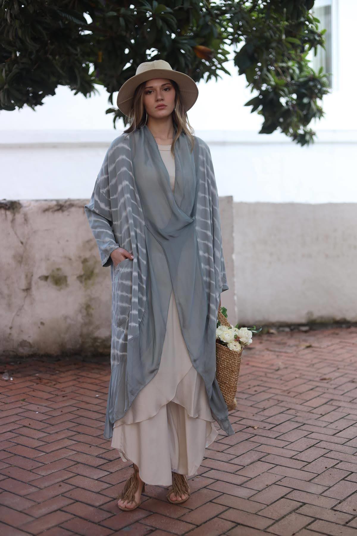 Gri Batik Desenli İpek Yaka Judith Tunik