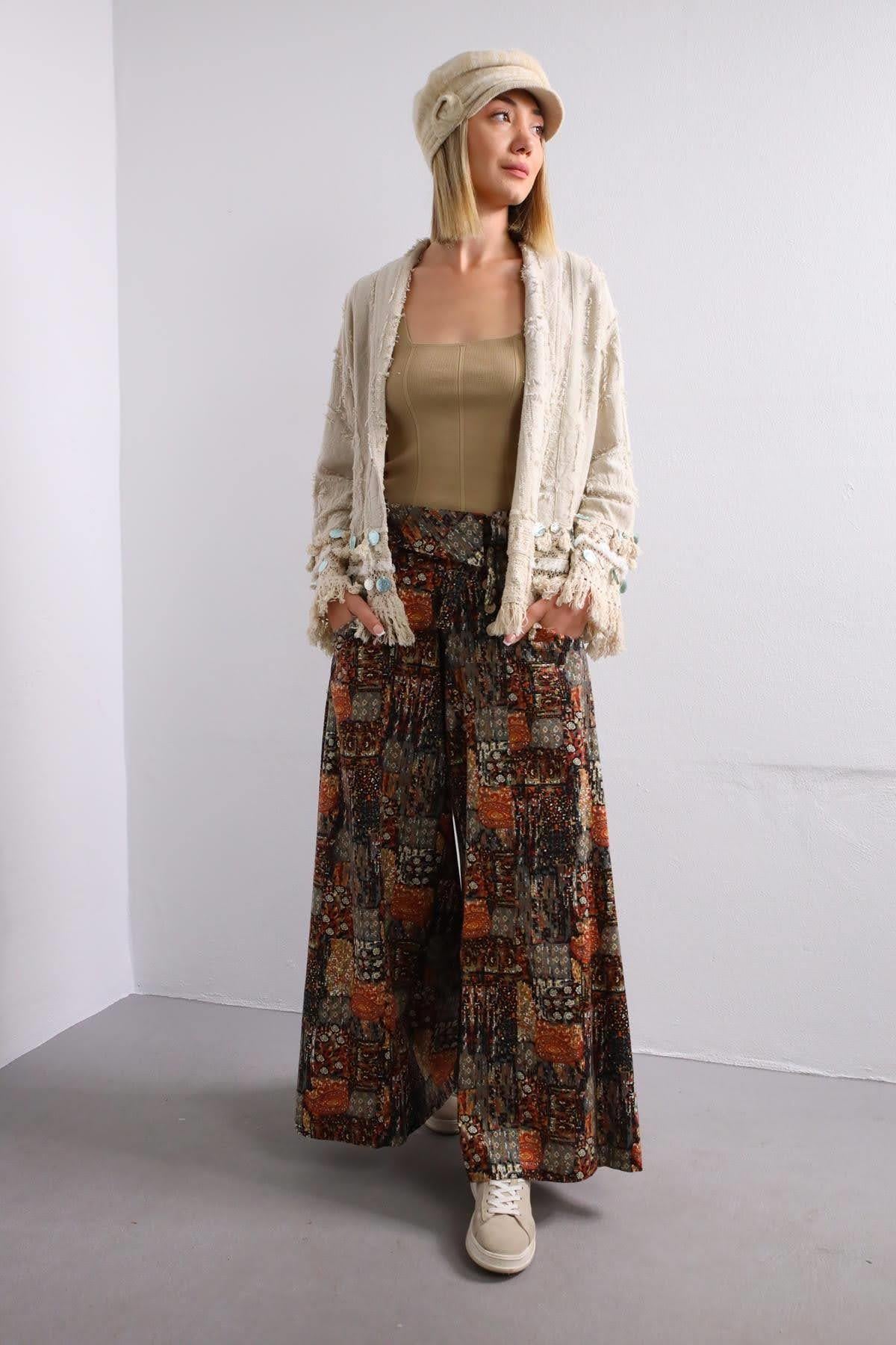 Khaki Button Detail Loose Pants Khaki Button Detail Loose Pants