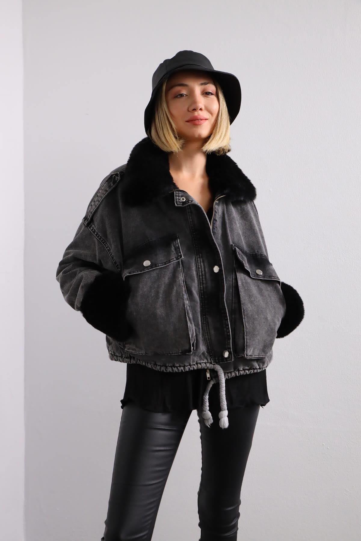 Siyah Omzu Apoletli İçi Peluş Büyük Cepli Kot Ceket - Şaman Butik Siyah Omzu Apoletli İçi Peluş Büyük Cepli Kot Ceket