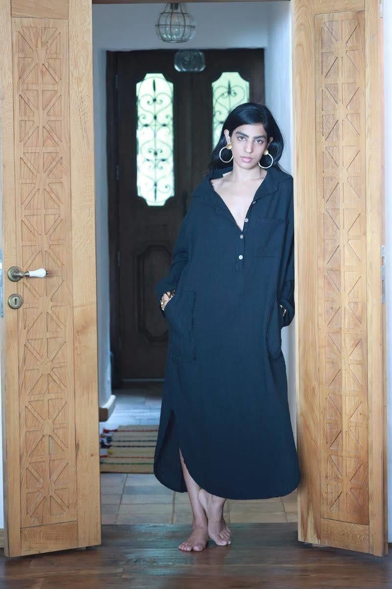 Siyah Gömlek Yaka Dikiş Detaylı Cepli Elbise - Şaman Butik Siyah Gömlek Yaka Dikiş Detaylı Cepli Elbise