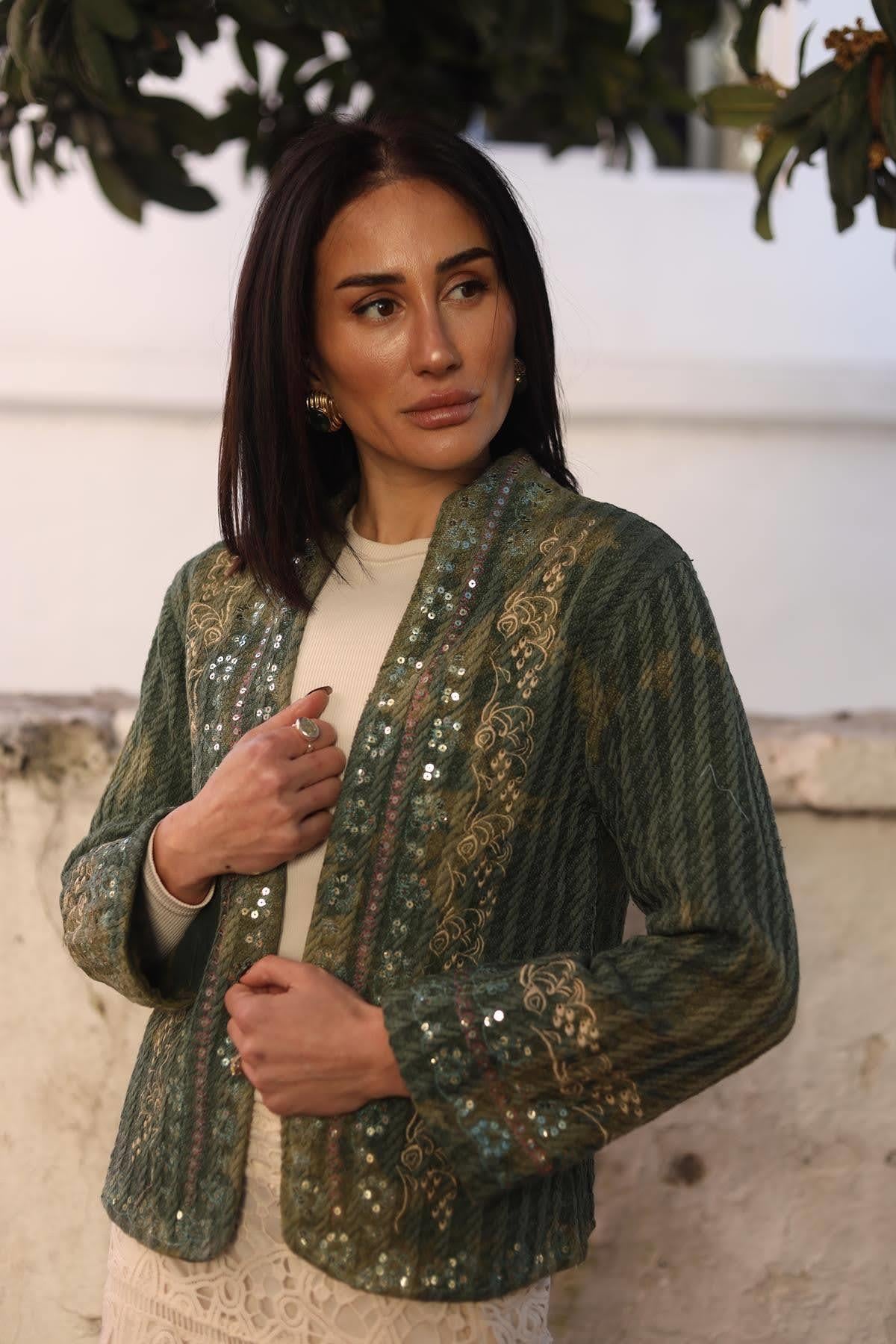 Haki Batikli Payet Nakışlı Ceket