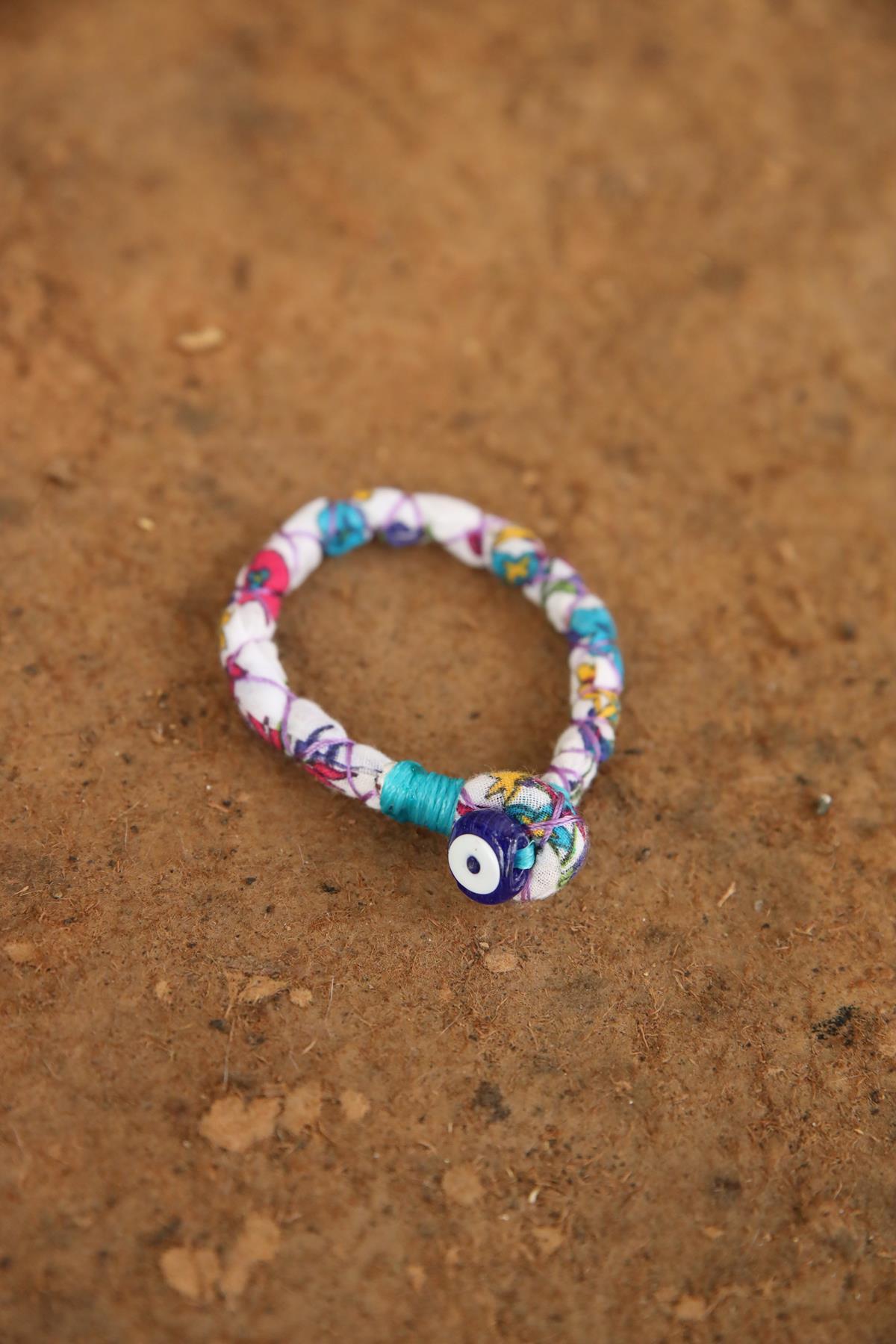 Nazar Boncuğu Detaylı Renkli Kumaş Tasarım Bileklik