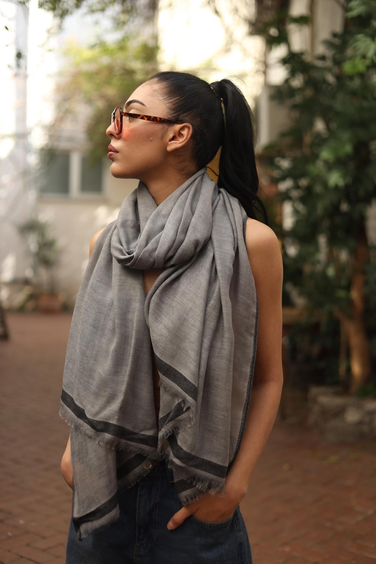 Gri Sim Çizgili Pamuk Şal